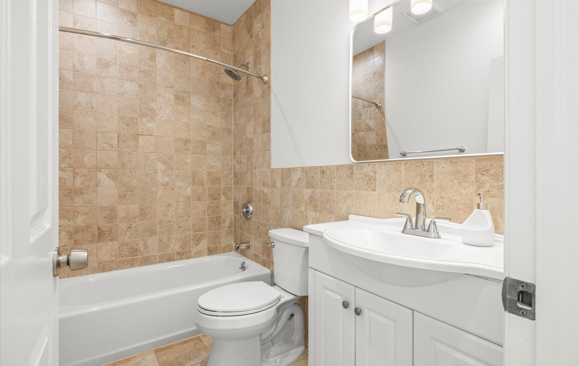 #10 photo, 8 Maple Street, ナッソー郡 Glenwood Landing , NY 11547