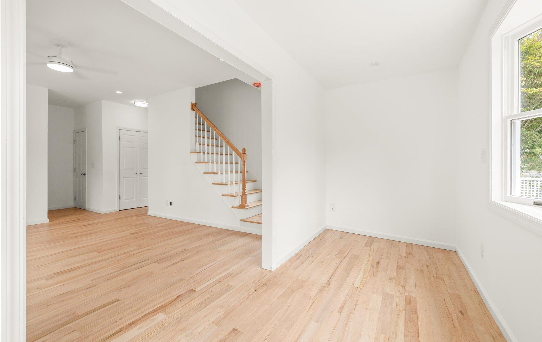 #13 photo, 8 Maple Street, ナッソー郡 Glenwood Landing , NY 11547