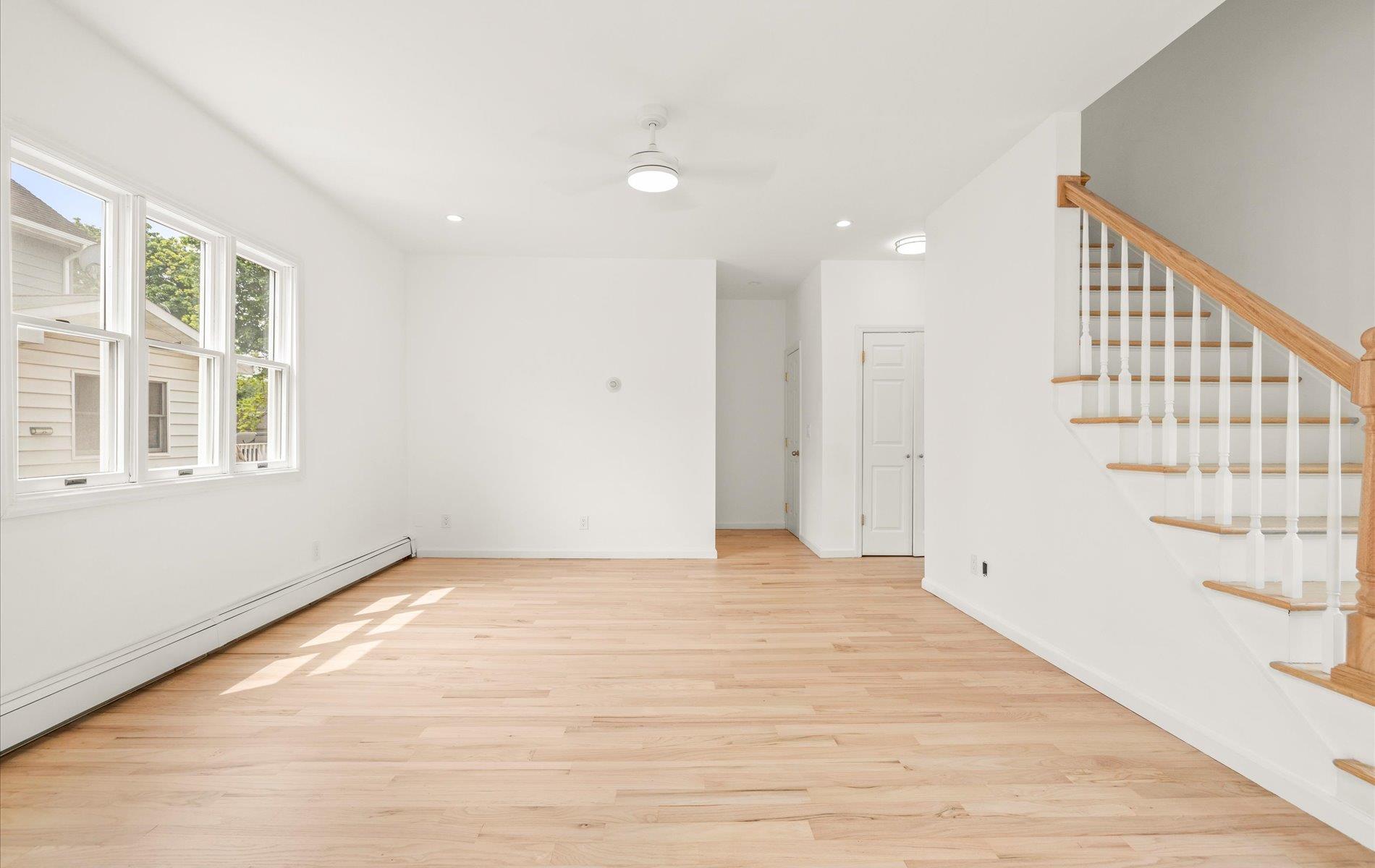 #14 photo, 8 Maple Street, ナッソー郡 Glenwood Landing , NY 11547