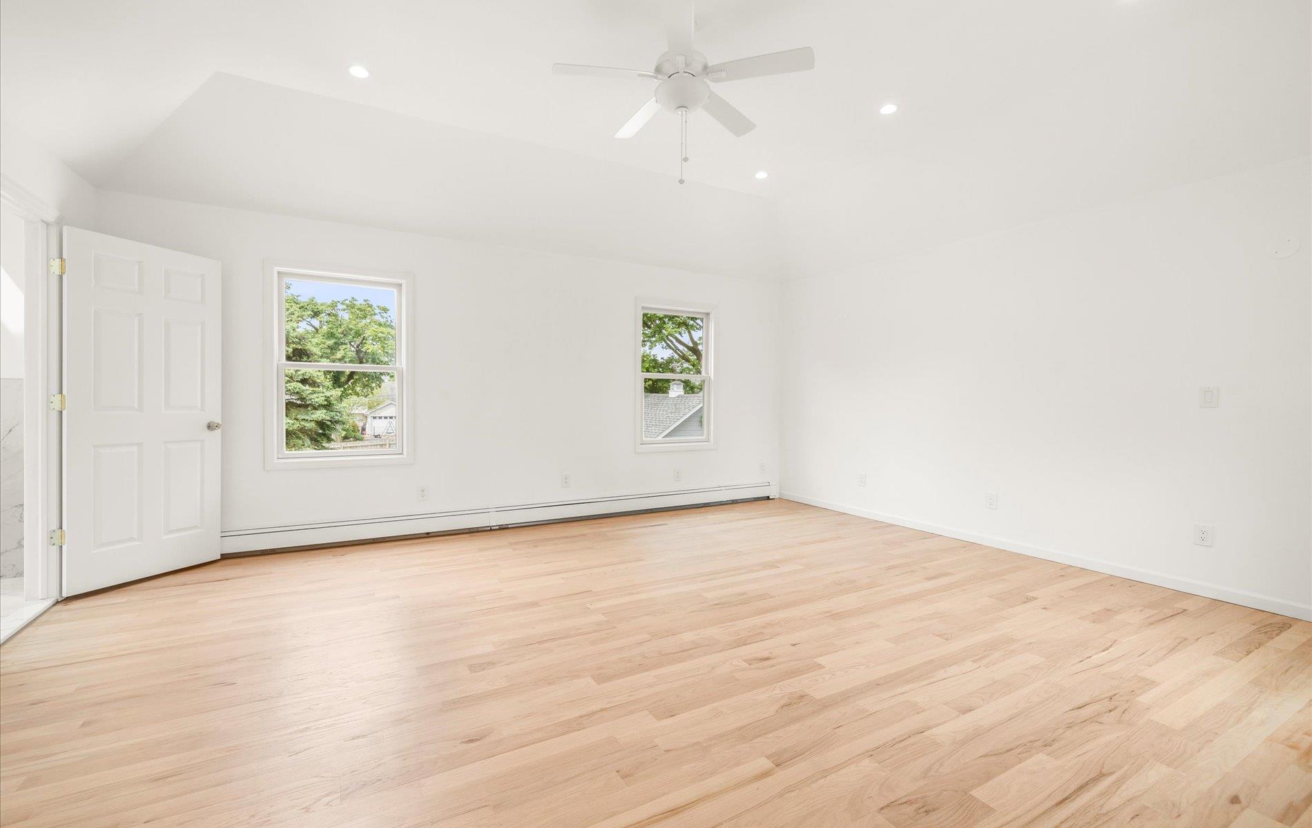 #16 photo, 8 Maple Street, ナッソー郡 Glenwood Landing , NY 11547