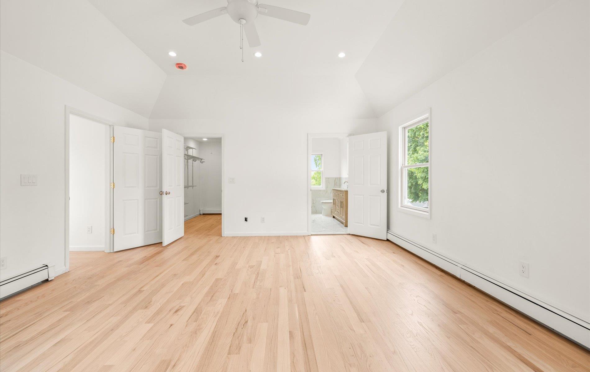 #17 photo, 8 Maple Street, ナッソー郡 Glenwood Landing , NY 11547