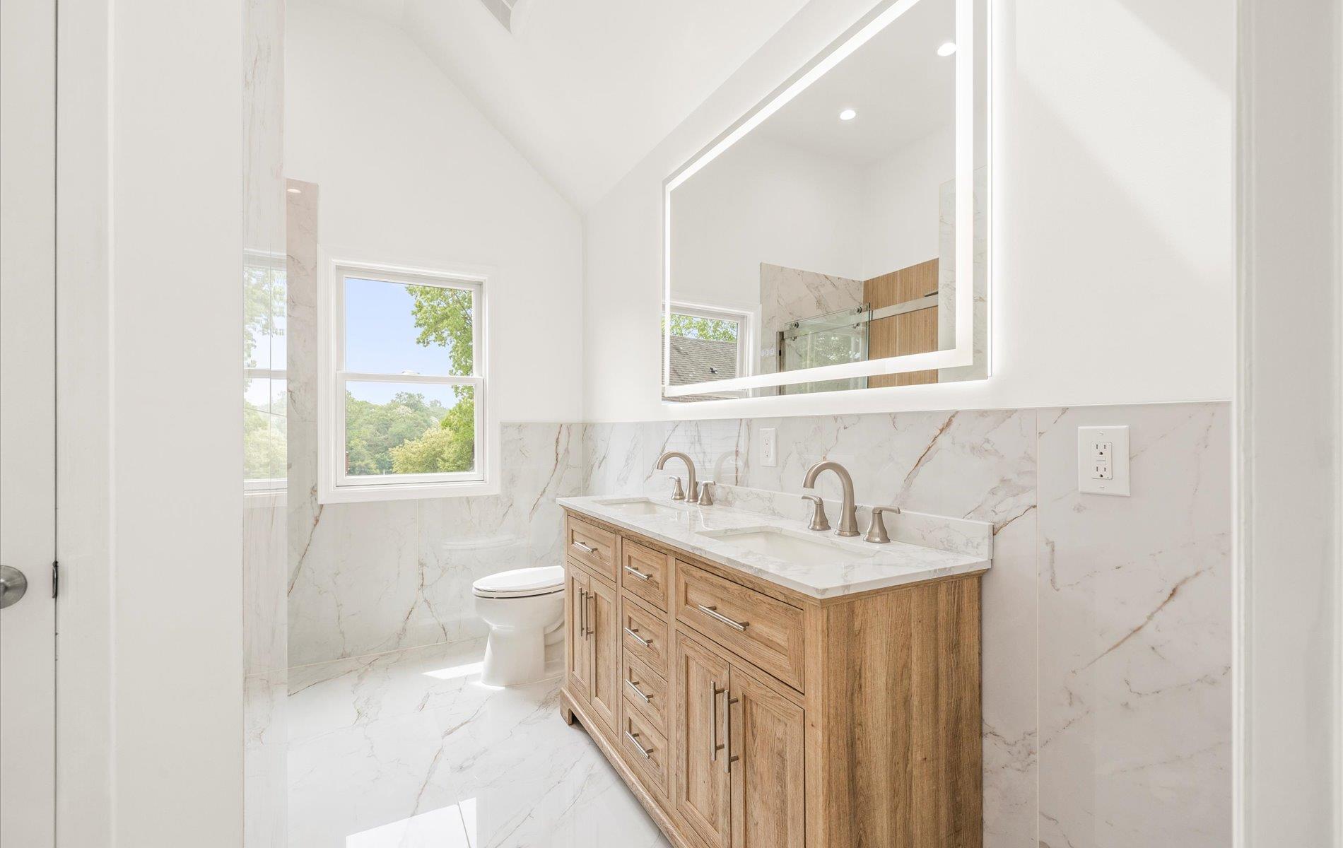 #18 photo, 8 Maple Street, ナッソー郡 Glenwood Landing , NY 11547