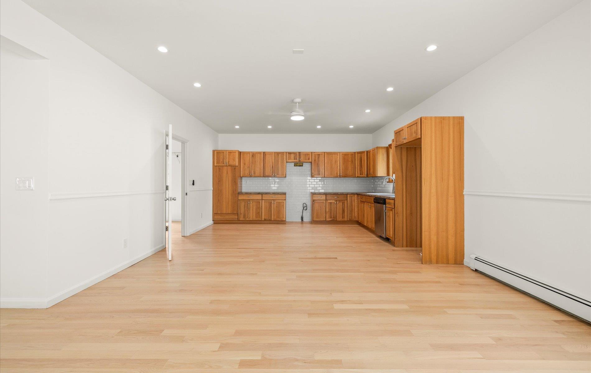 #7 photo, 8 Maple Street, ナッソー郡 Glenwood Landing , NY 11547