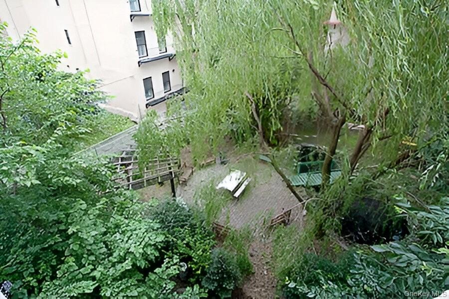 #9 photo, 161 West 133rd Street, マンハッタン New York (Manhattan) , NY 10030