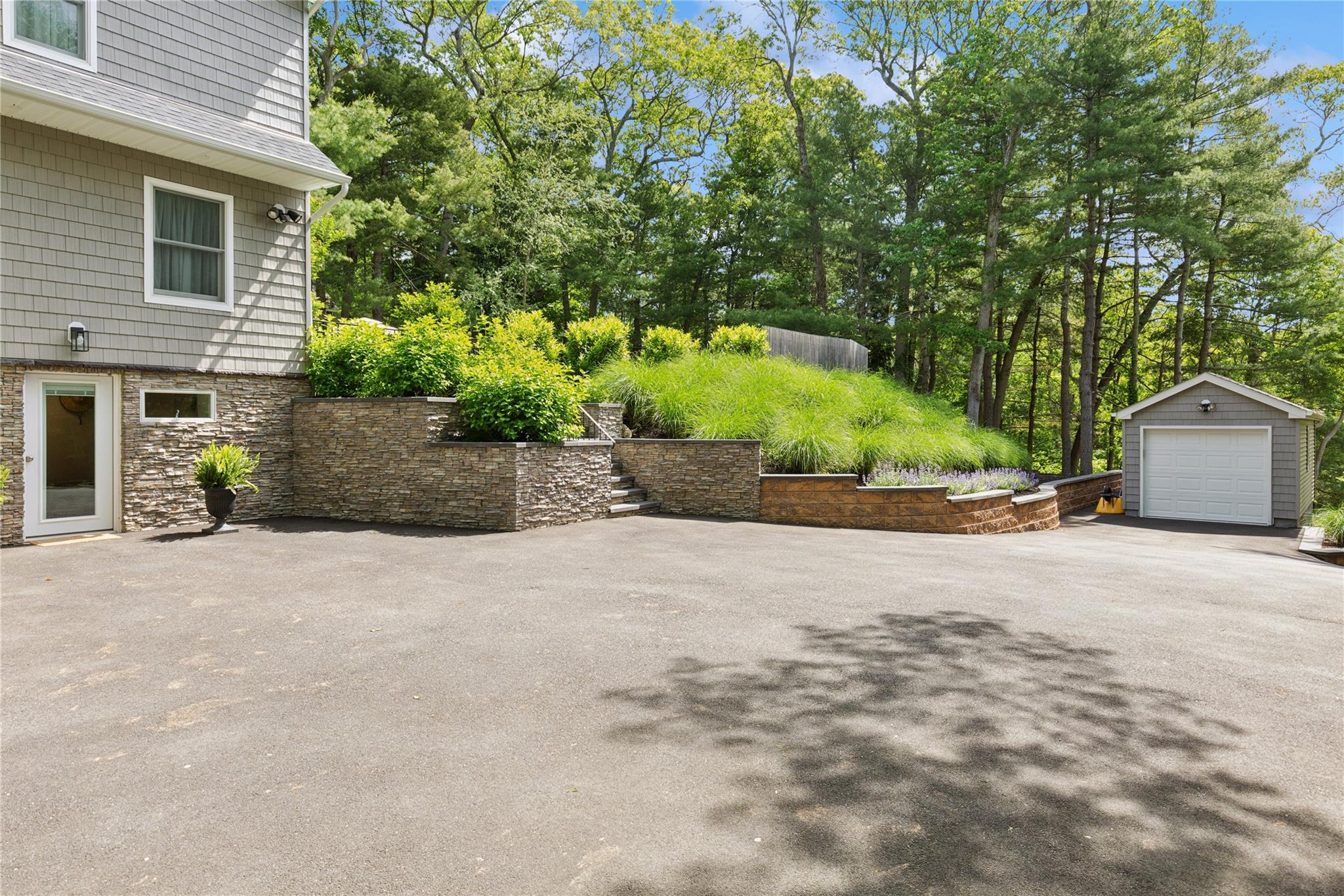 #4 photo, 79 Oakside Road, サフォーク郡 Smithtown , NY 11787