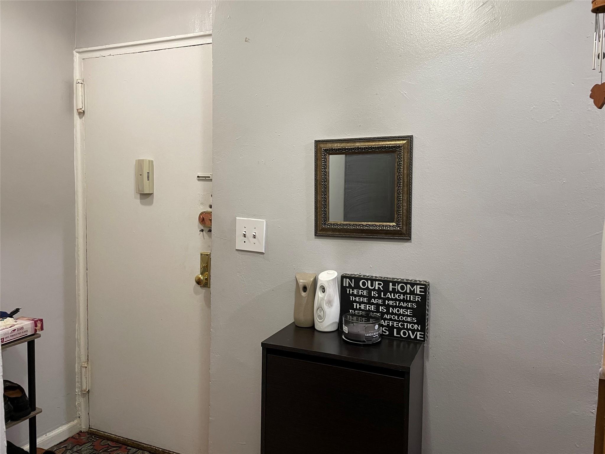 #8 photo, 87-70 173rd Street, クイーンズ区 Jamaica , NY 11432