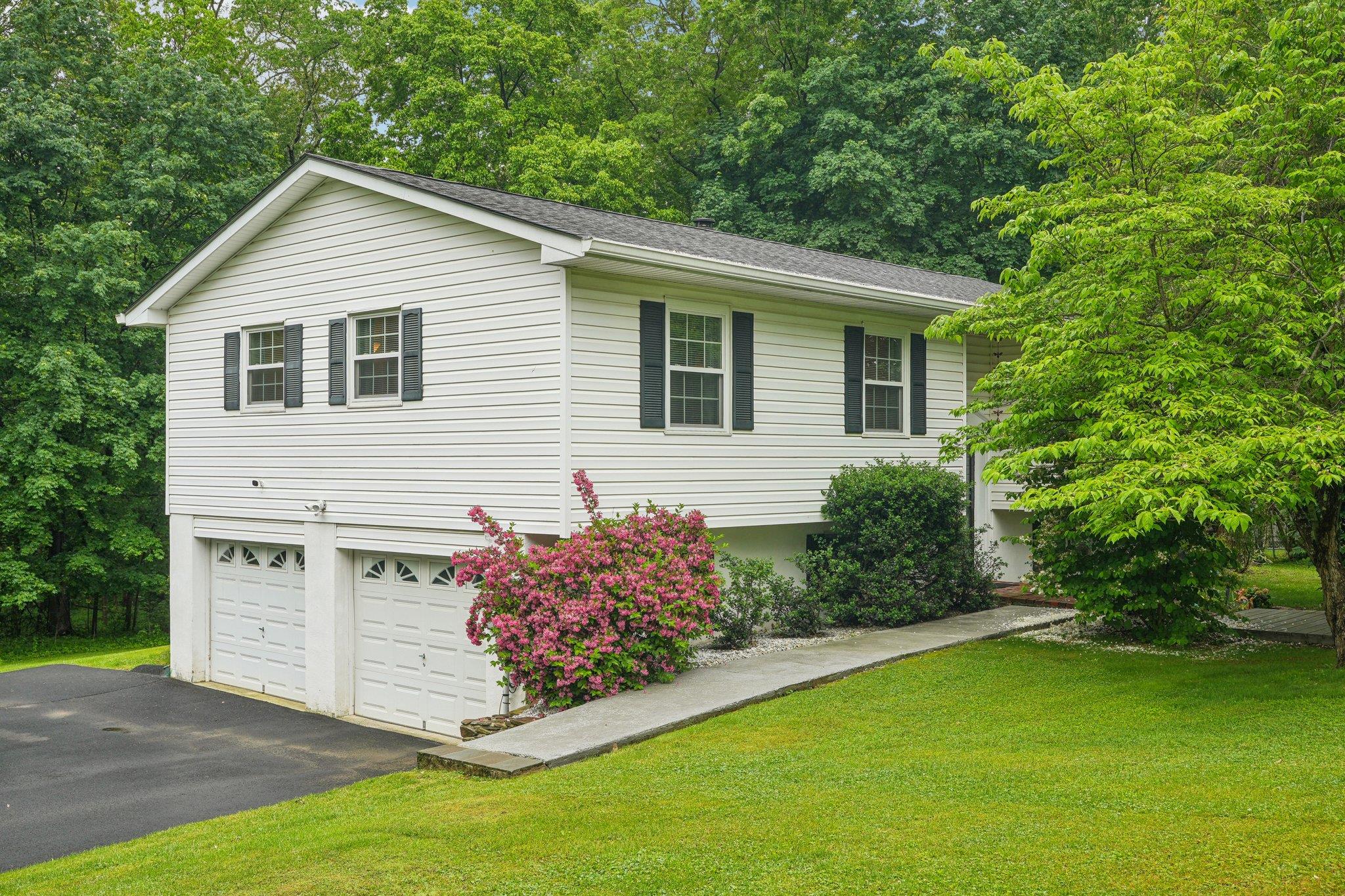 #1 photo, 14 Maywood Road, Newburgh , NY 12550
