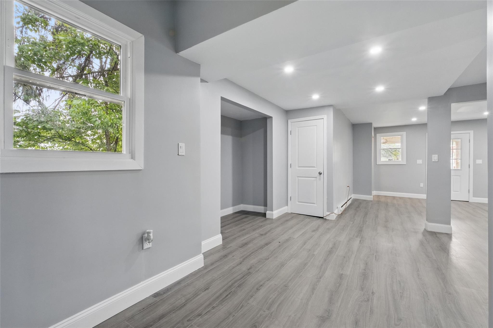 #16 photo, 809 Broadway/Route 9W, Ulster Park , NY 12487