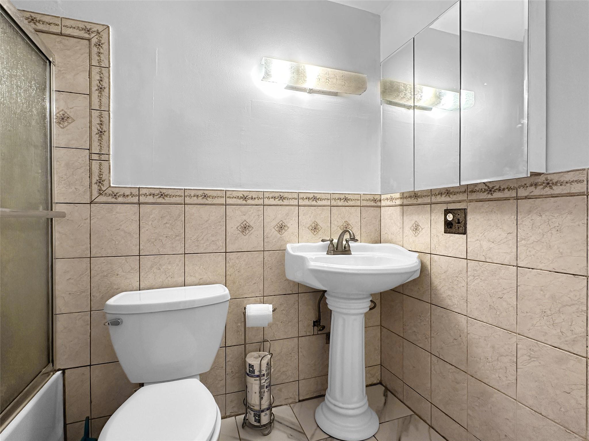 #5 photo, 8006 47th Avenue, 皇后區 艾姆赫斯特 Elmhurst , NY 11373