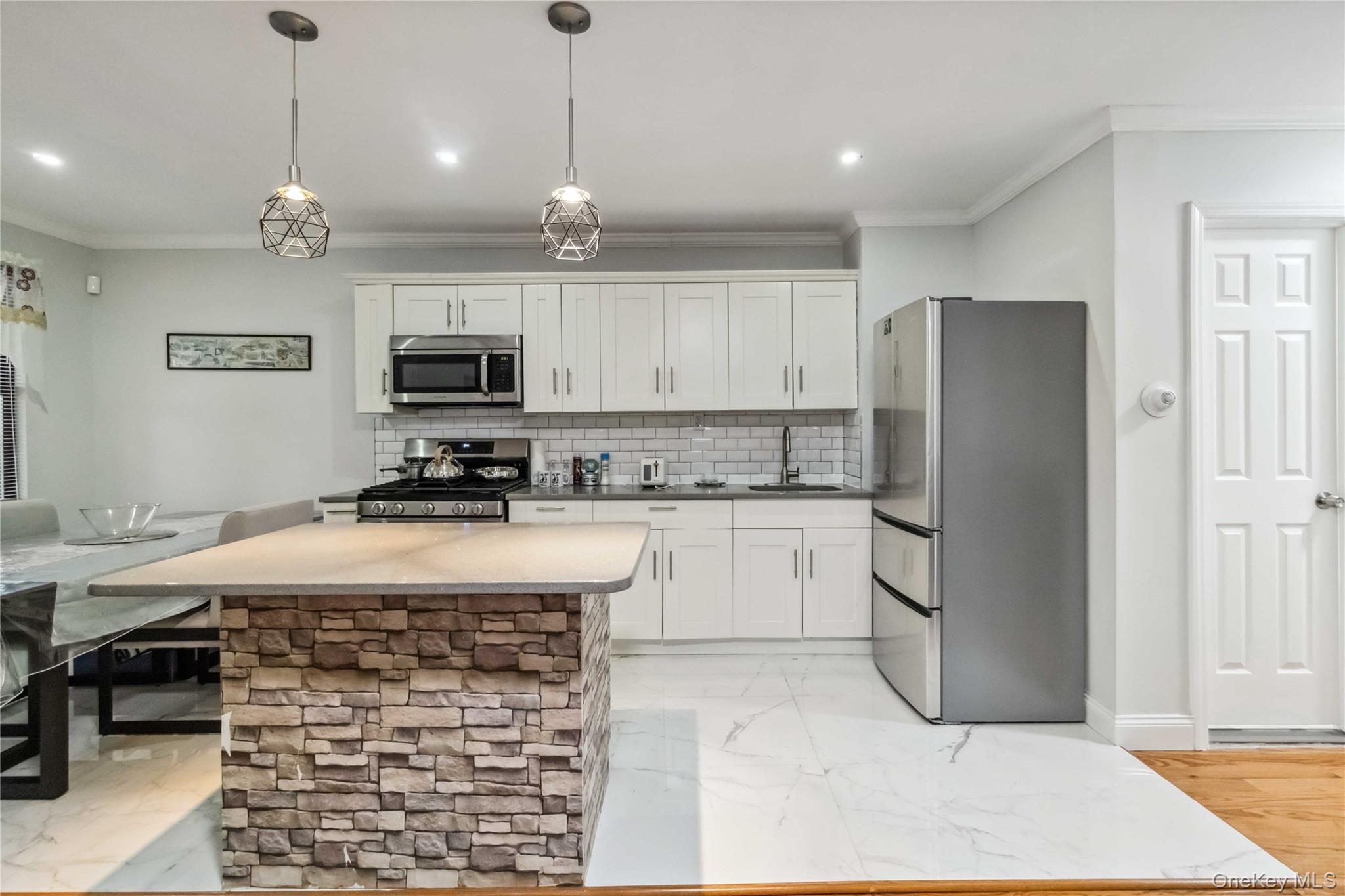 #13 photo, 987 Pierce Avenue, ブロンクス区 Bronx , NY 10462