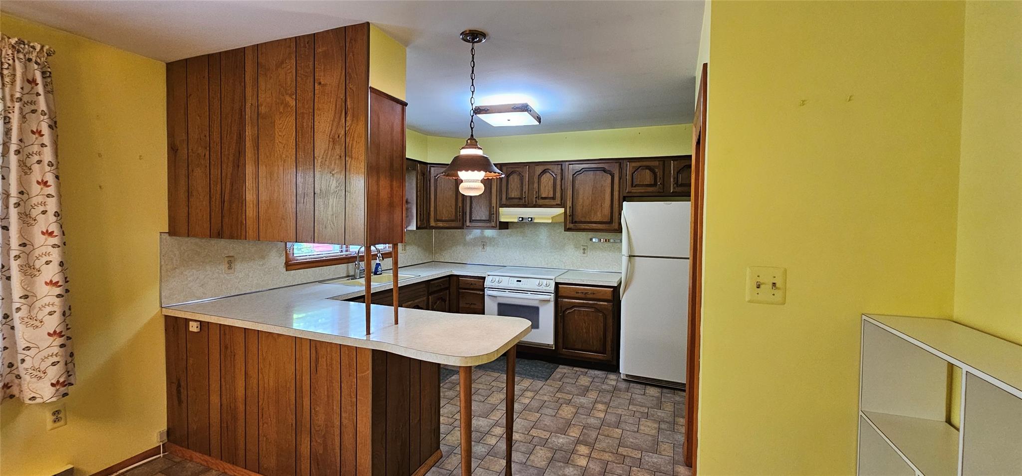 #6 photo, 24 Buff Road, Lake Huntington , NY 12726