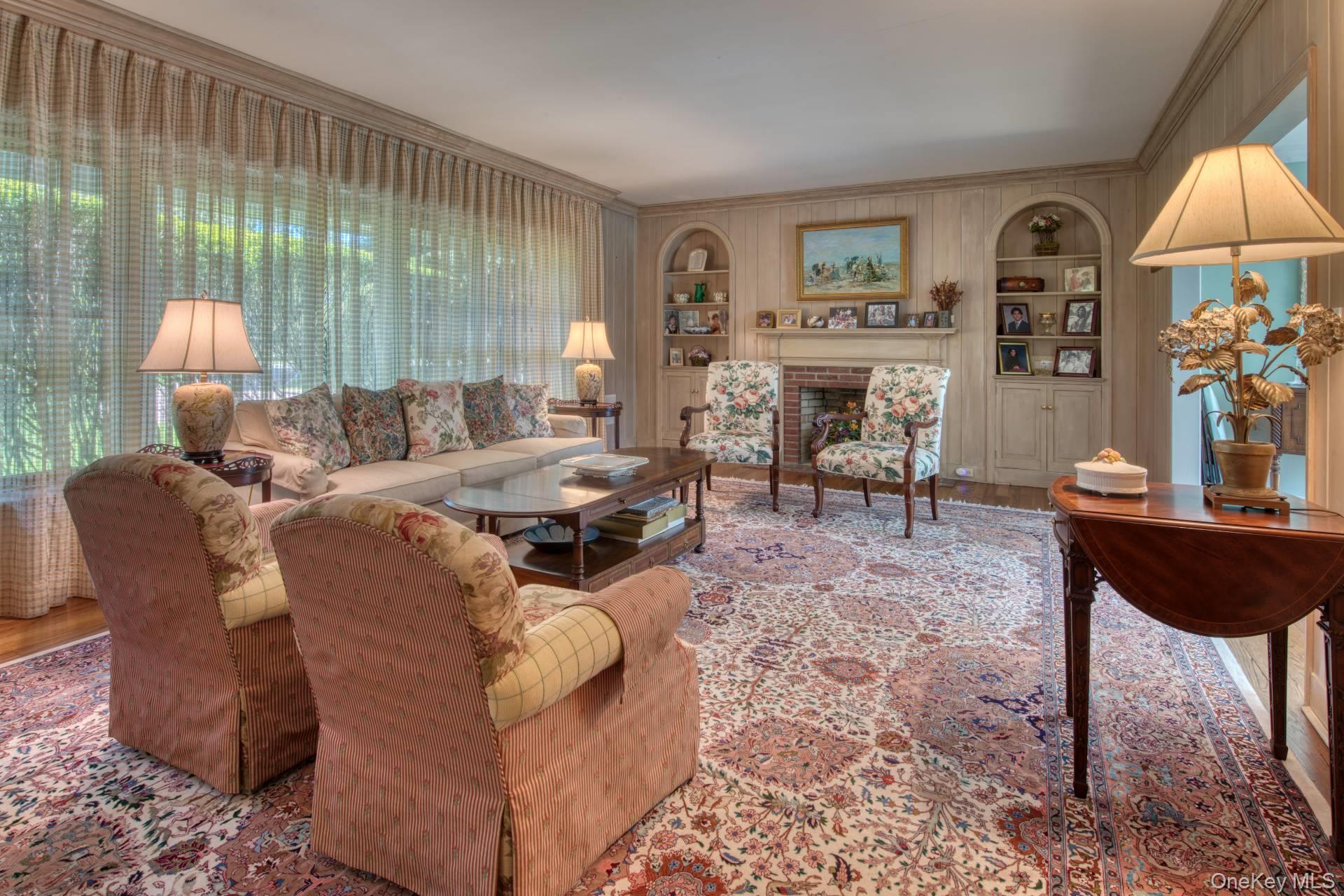 #9 photo, 73 South Road, Westhampton Beach , NY 11978