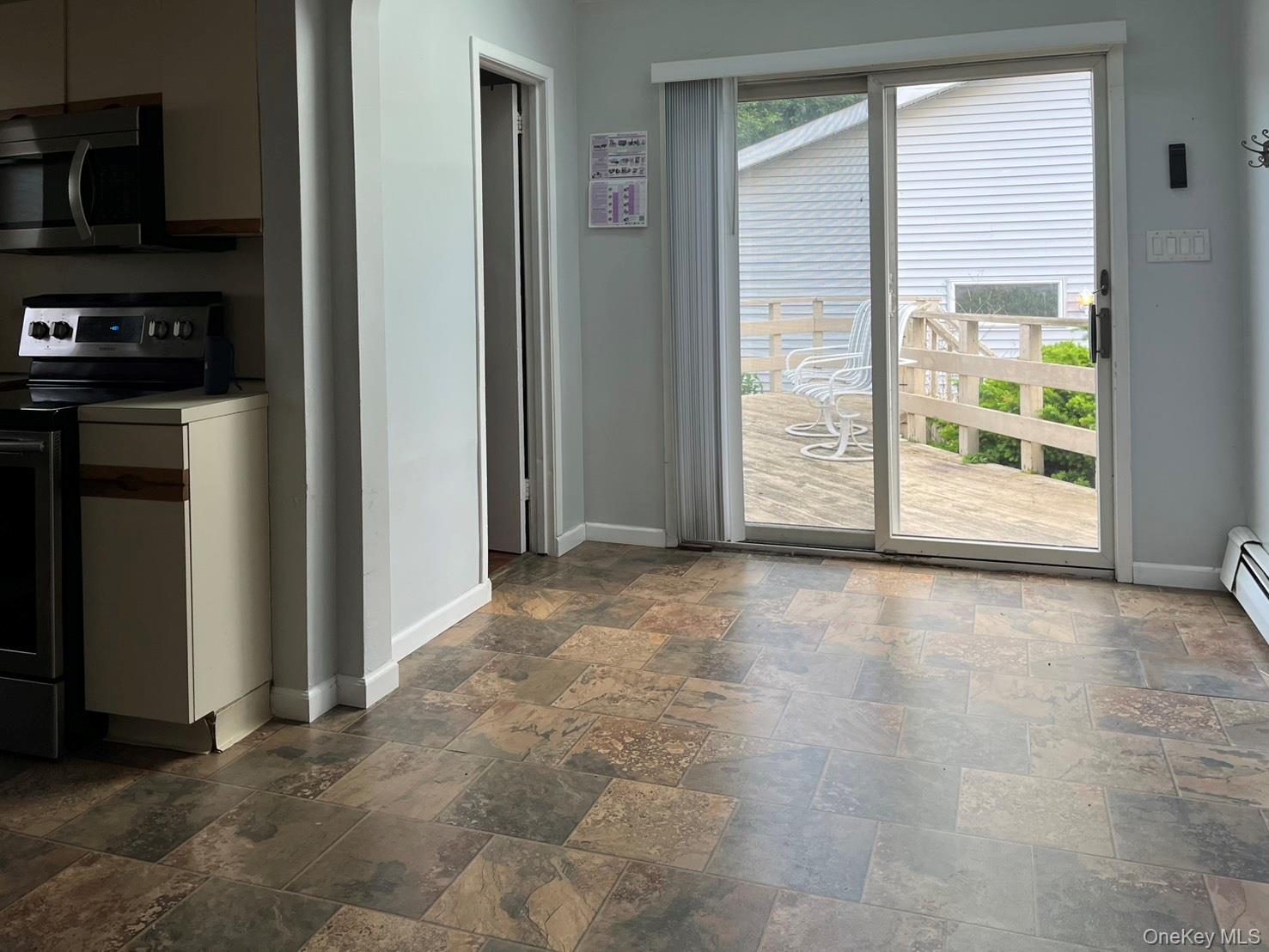 #7 photo, 13 Reinhart Court, サフォーク郡 Melville , NY 11747