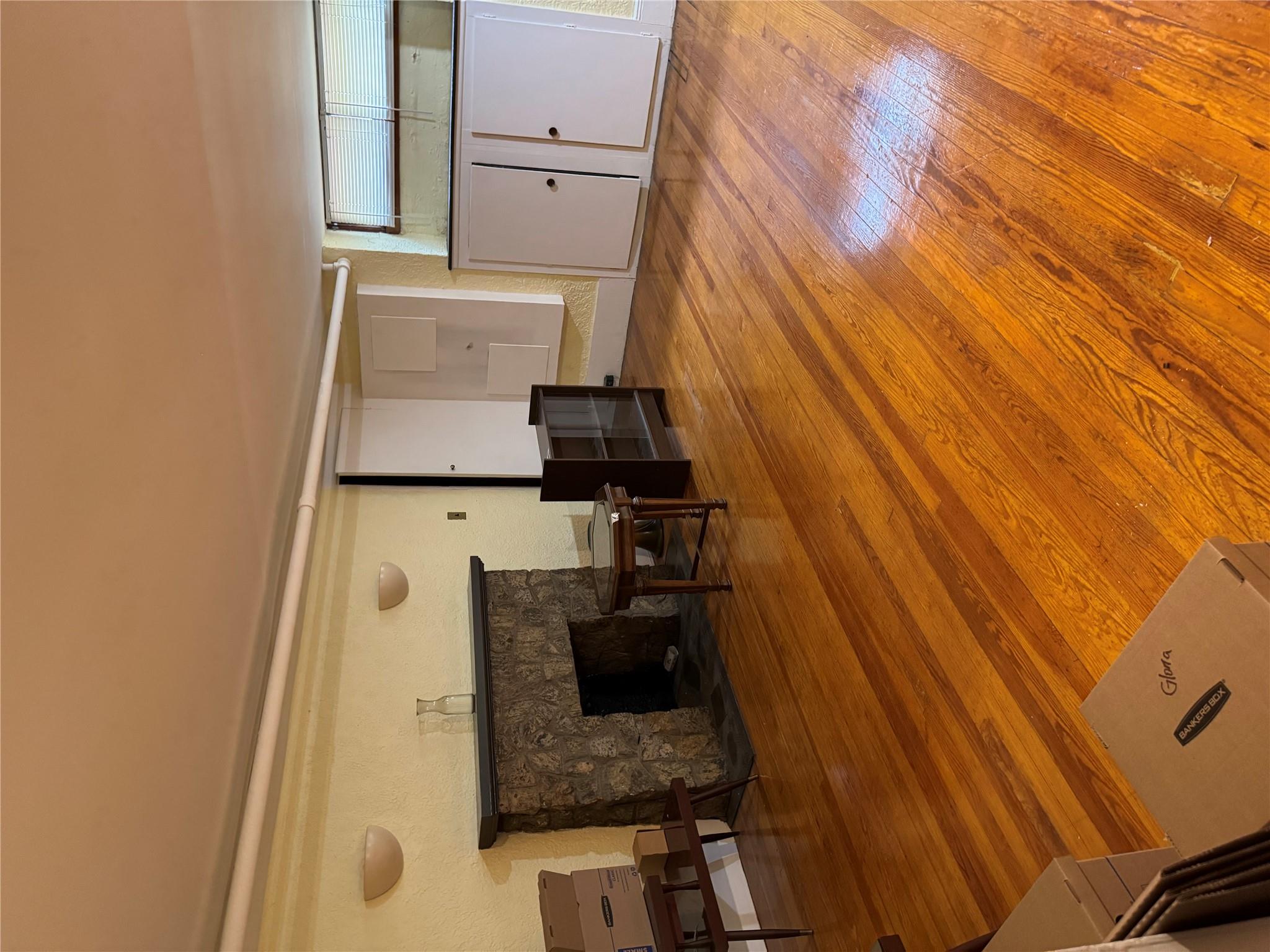 #12 photo, 6472 84th Street, クイーンズ区 Middle Village , NY 11379