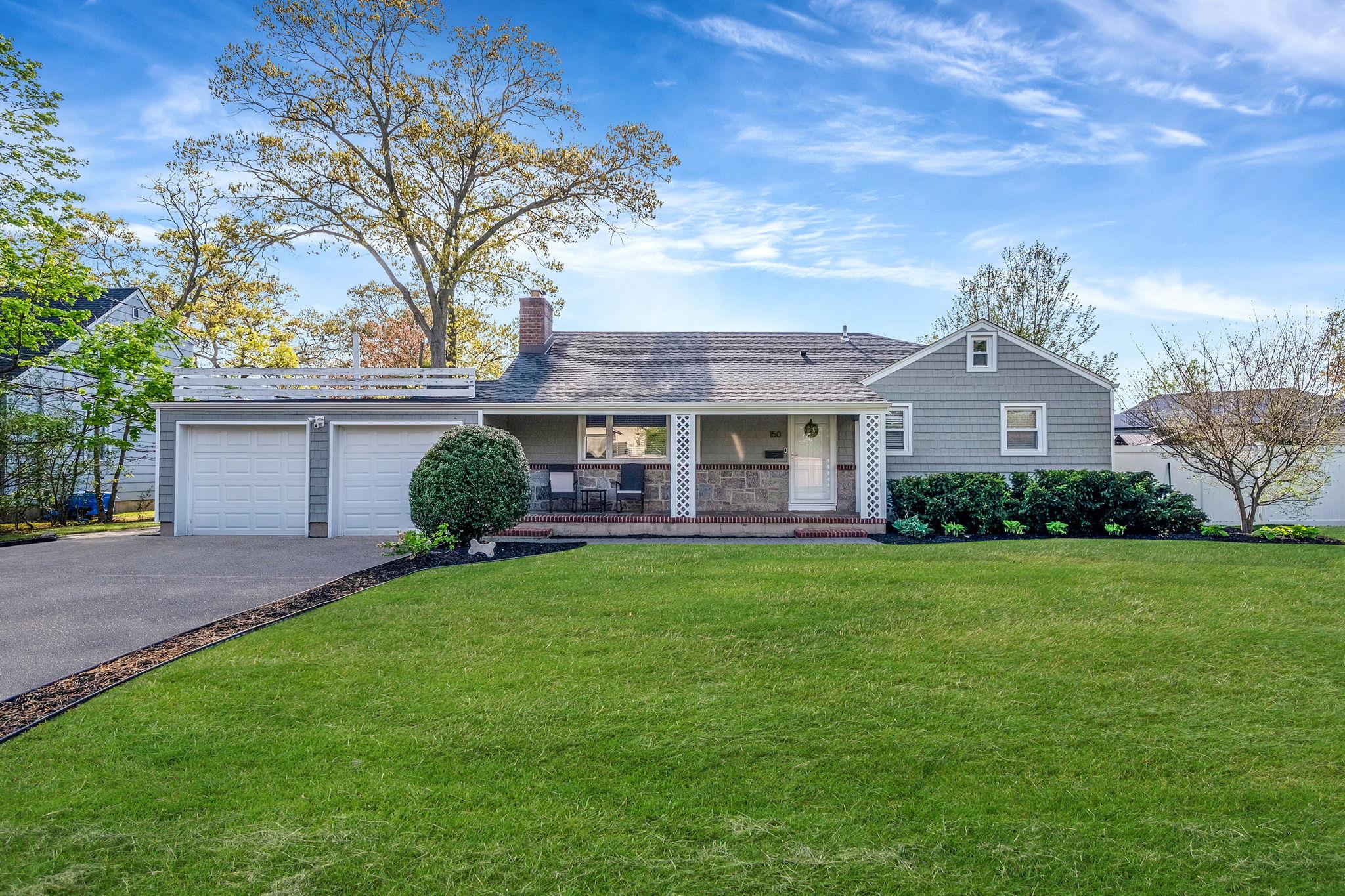 #1 photo, 150 Little East Neck Road, সাফোক কাউন্টি Babylon , NY 11702