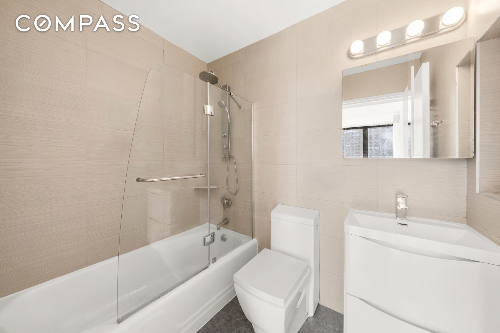 #11 photo, 300 E 93rd Street, マンハッタン Upper East Side , NY 10128