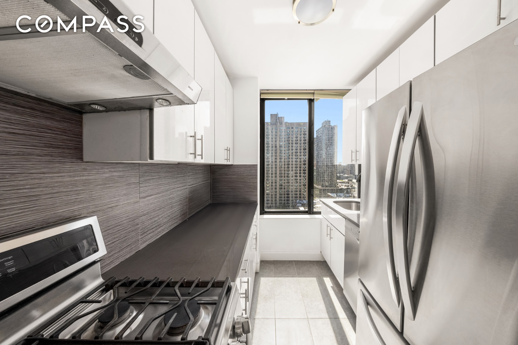 #5 photo, 300 E 93rd Street, マンハッタン Upper East Side , NY 10128