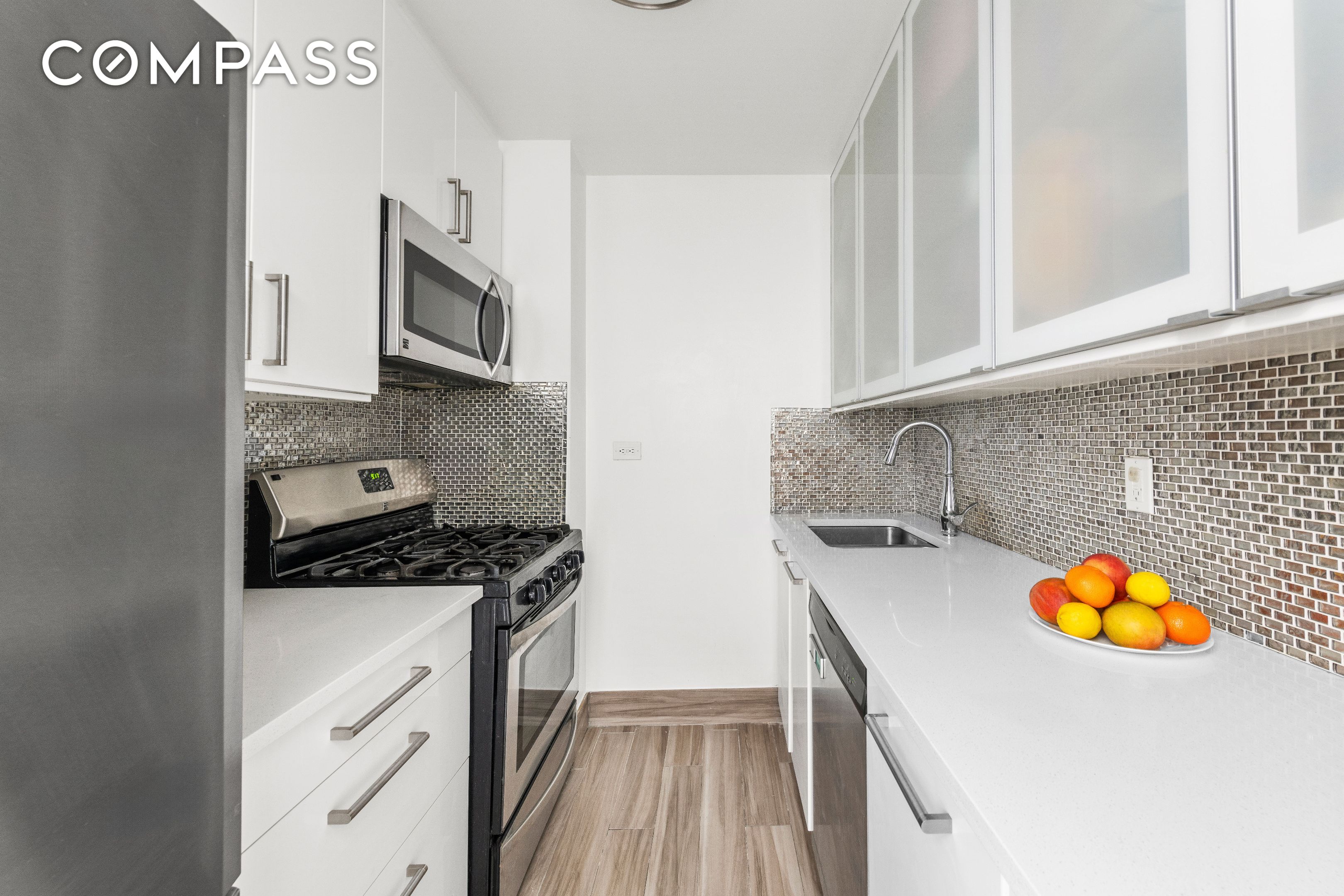 #5 photo, 310 E 46th Street, マンハッタン Midtown East , NY 10017