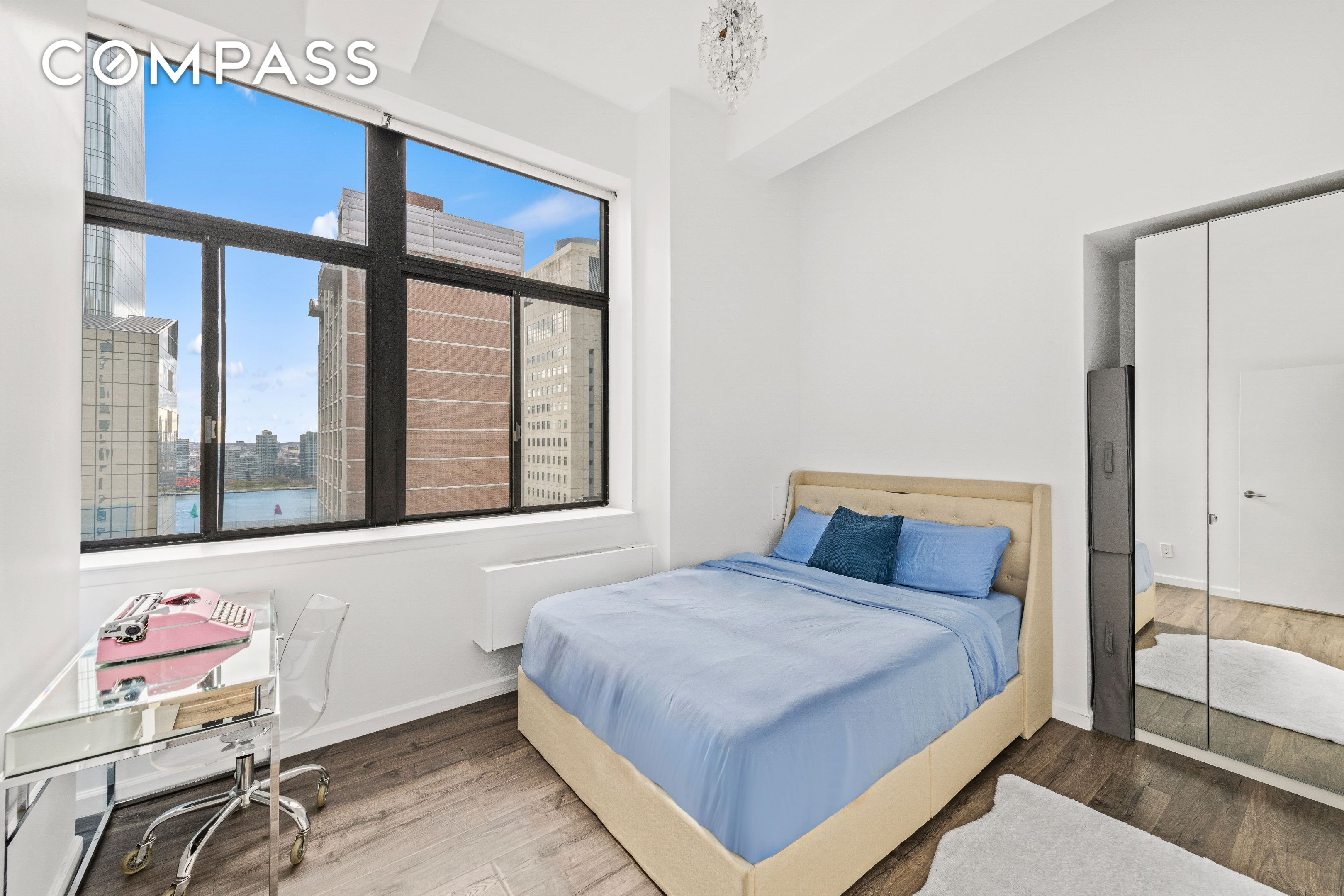 #6 photo, 310 E 46th Street, マンハッタン Midtown East , NY 10017