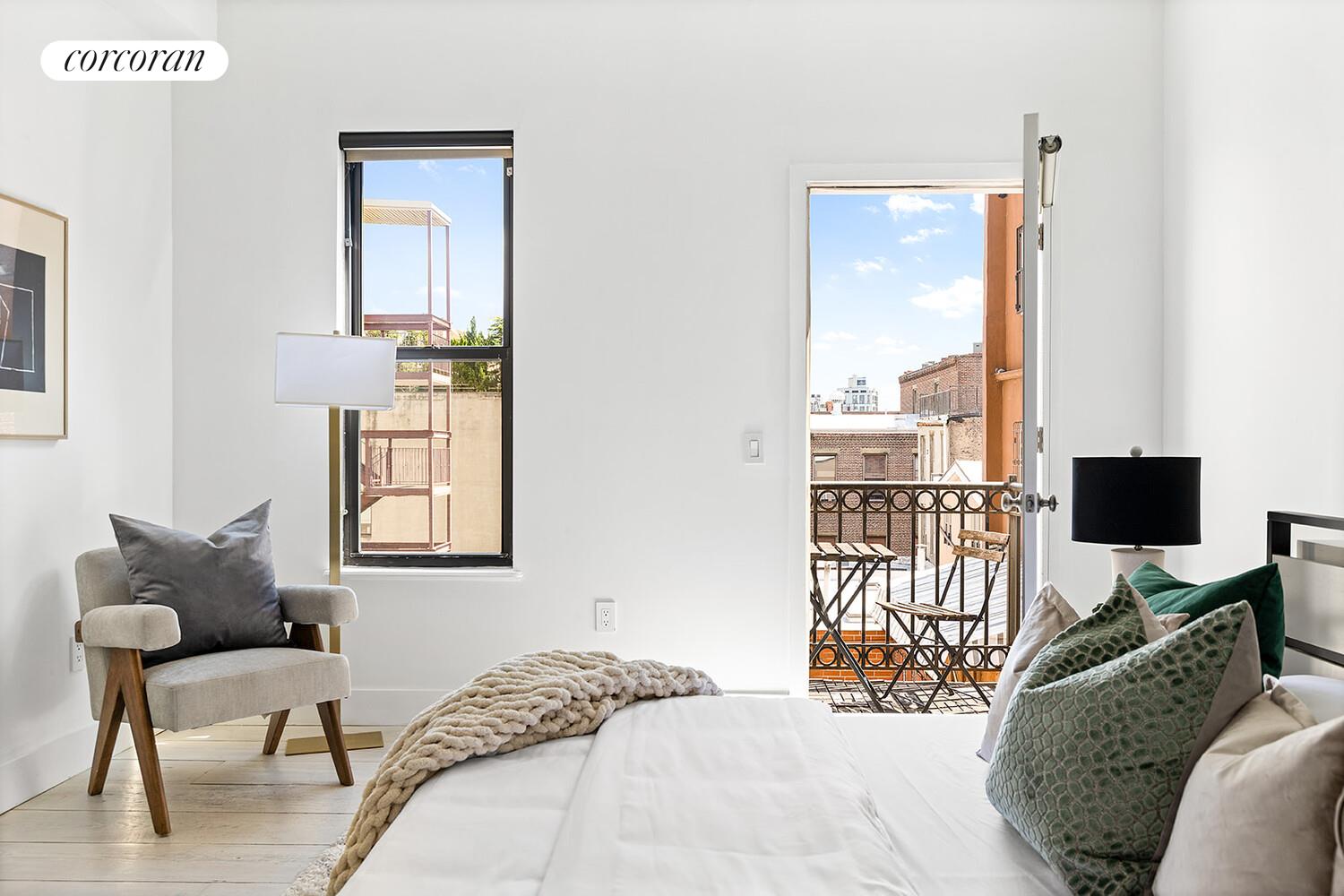 #9 photo, 138 BROADWAY, ブルックリン区 Williamsburg,South , NY 11211