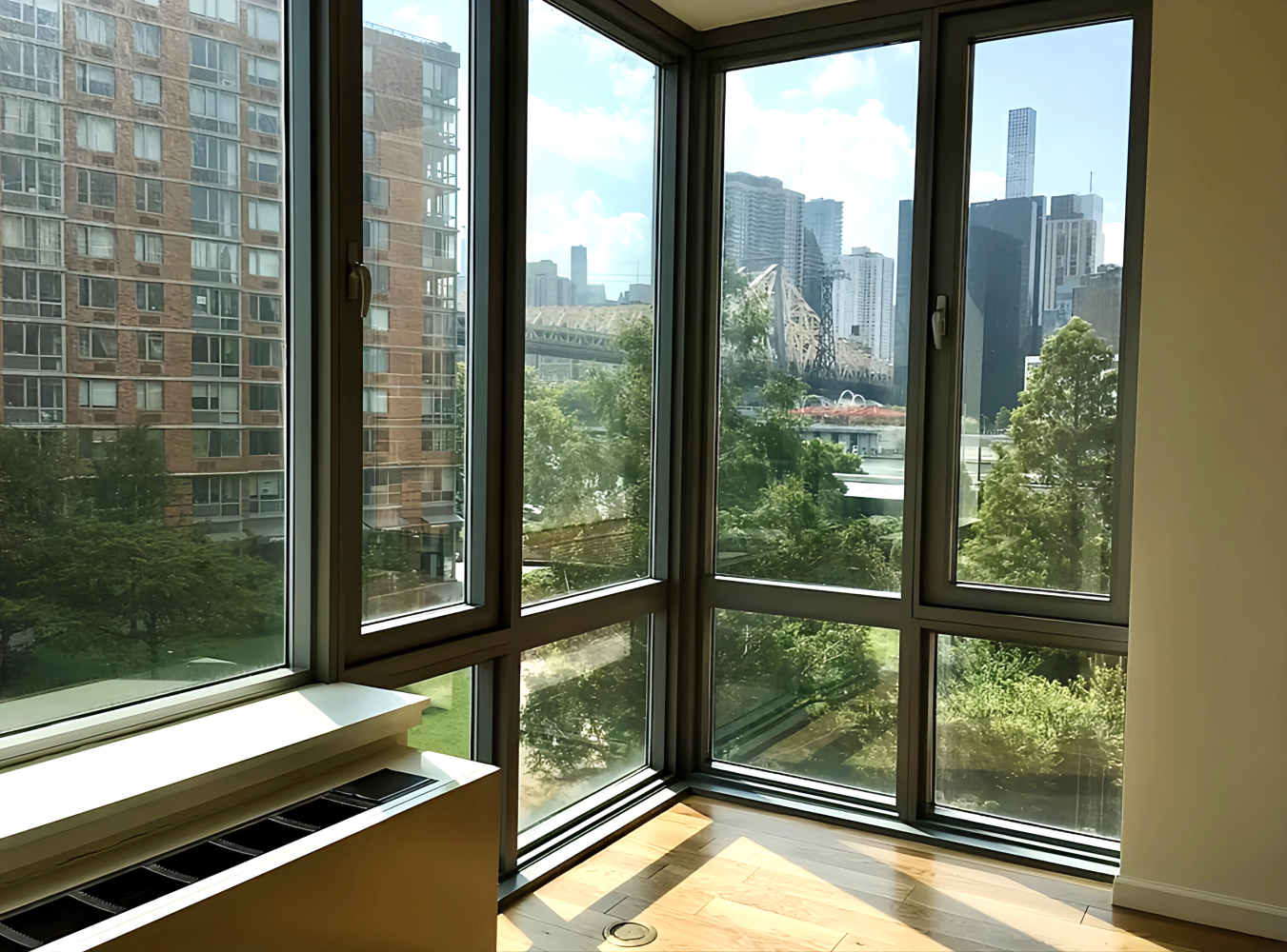 #1 photo, New York City, مانهاتن Roosevelt Island , NY 10044