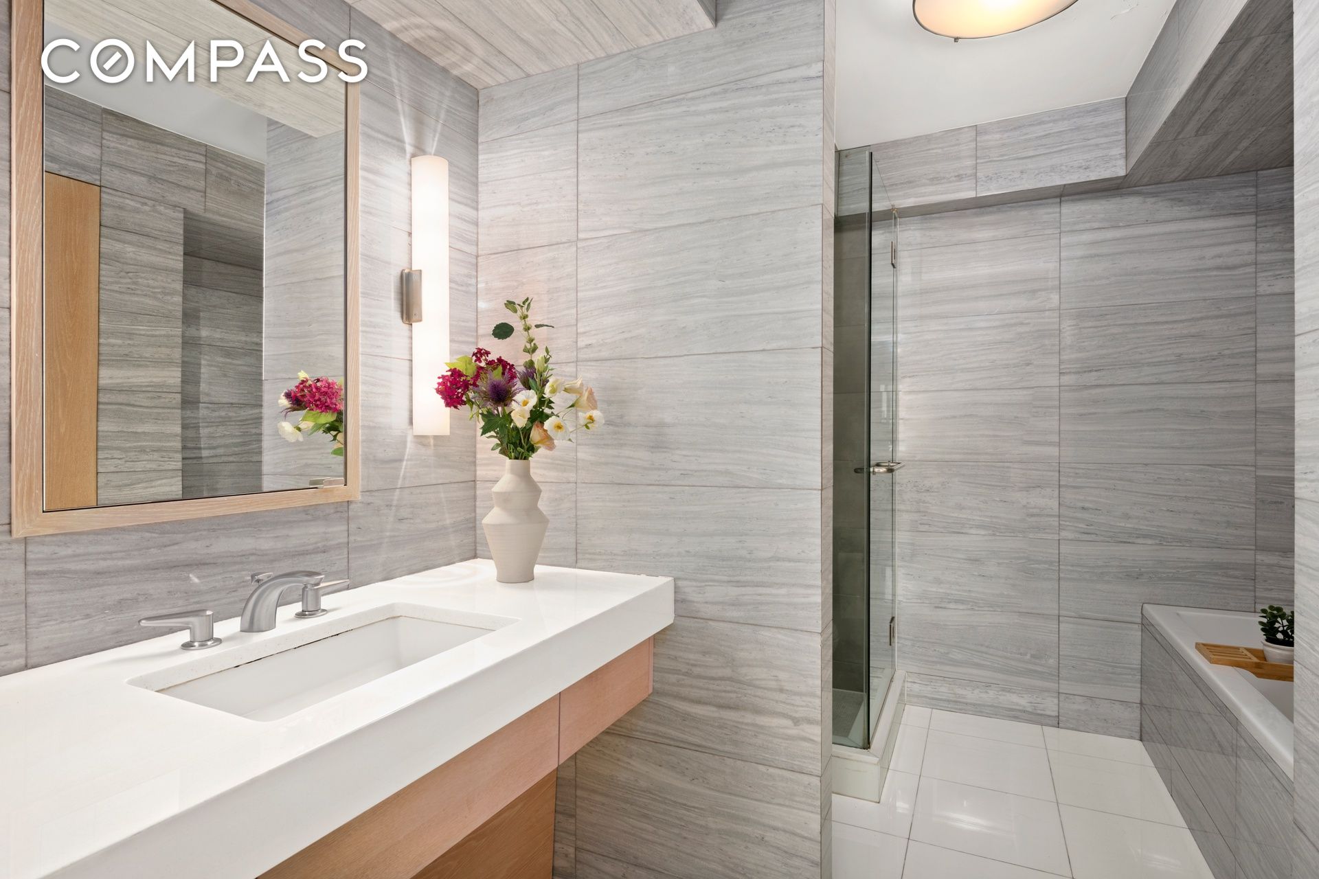 #11 photo, 142 E 16th Street, マンハッタン Gramercy , NY 10003