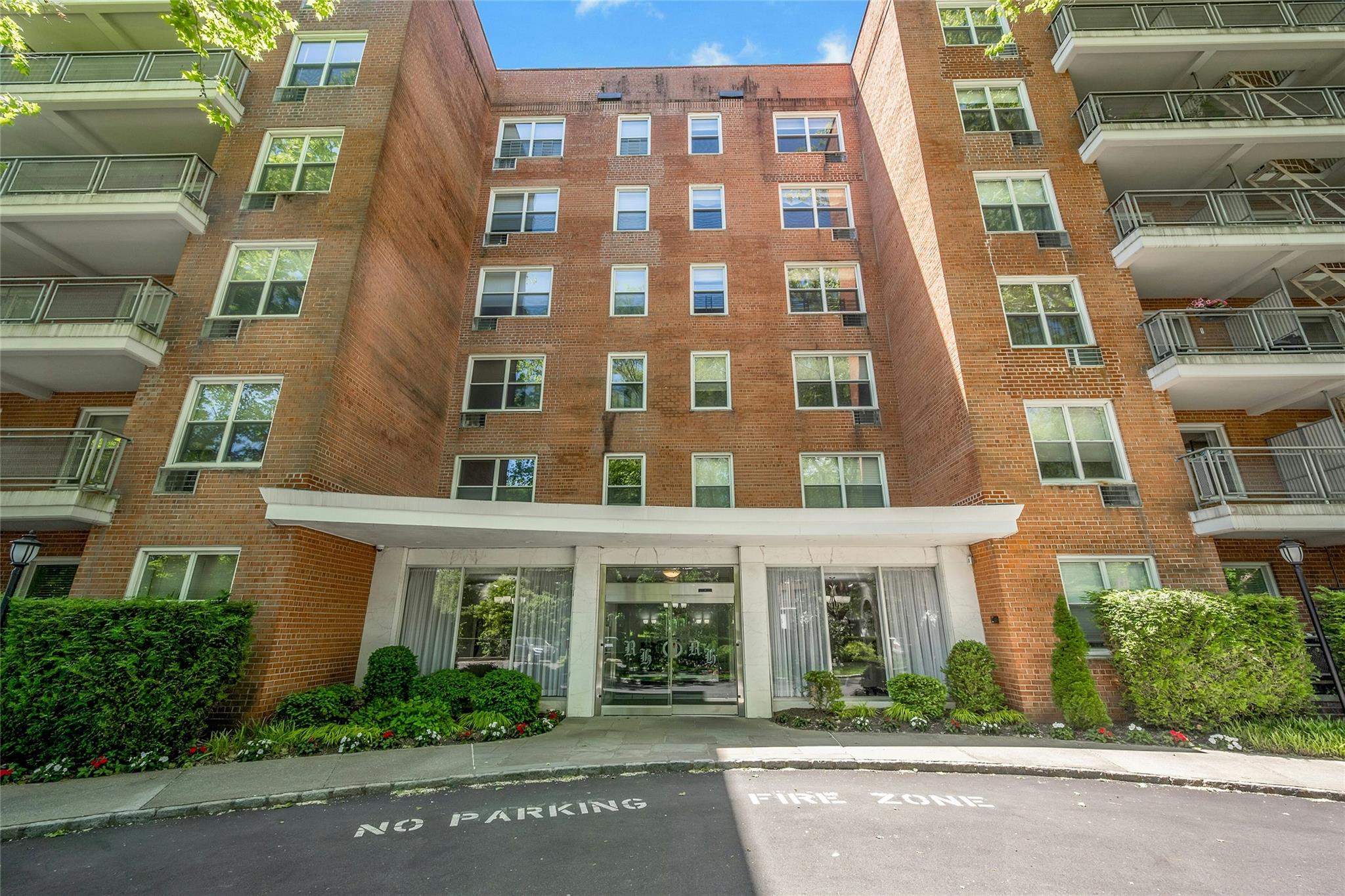 #1 photo, 177 E Hartsdale Avenue, Hartsdale , NY 10530