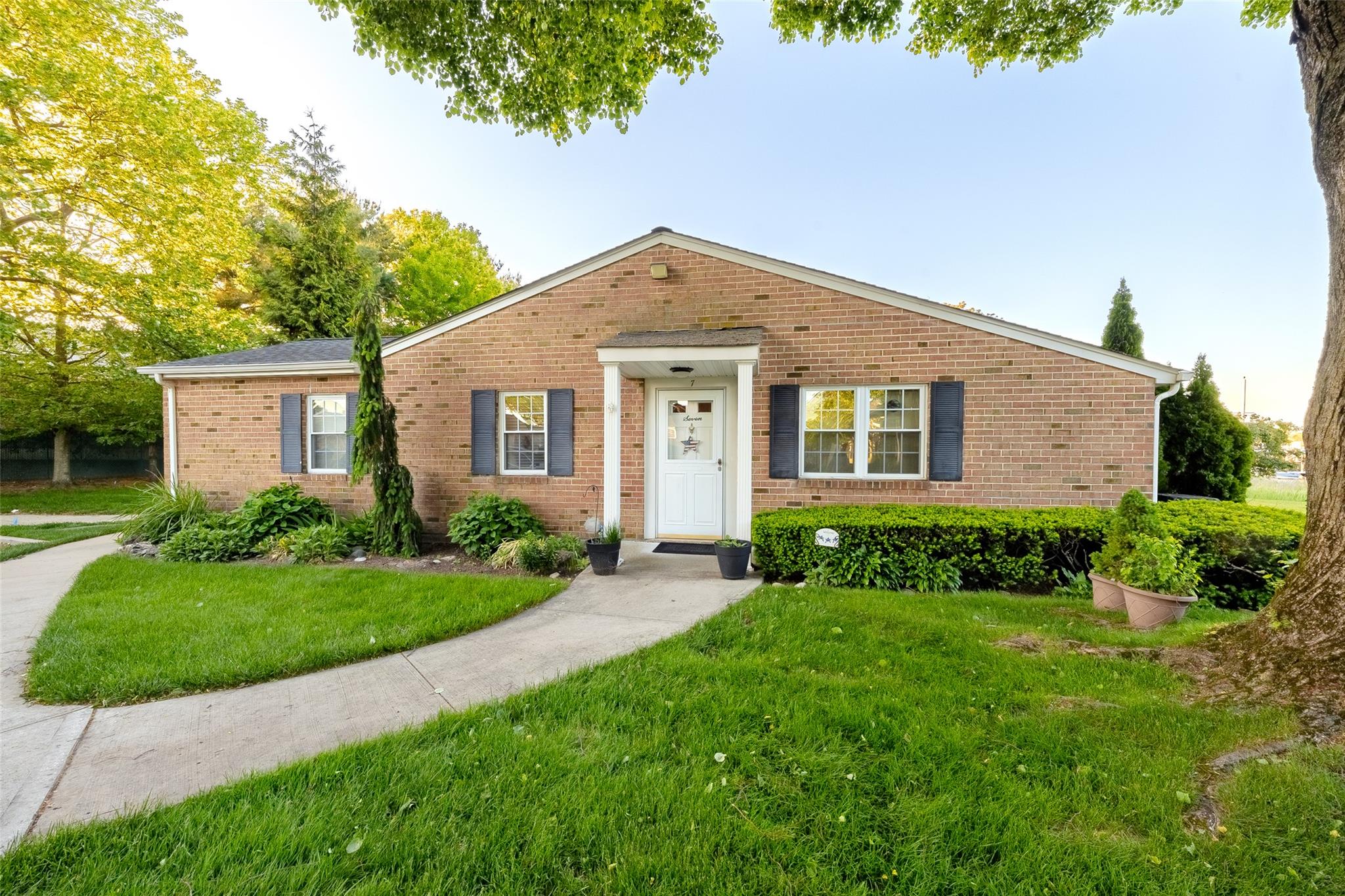 #1 photo, 7 Harbor, Amityville , NY 11701