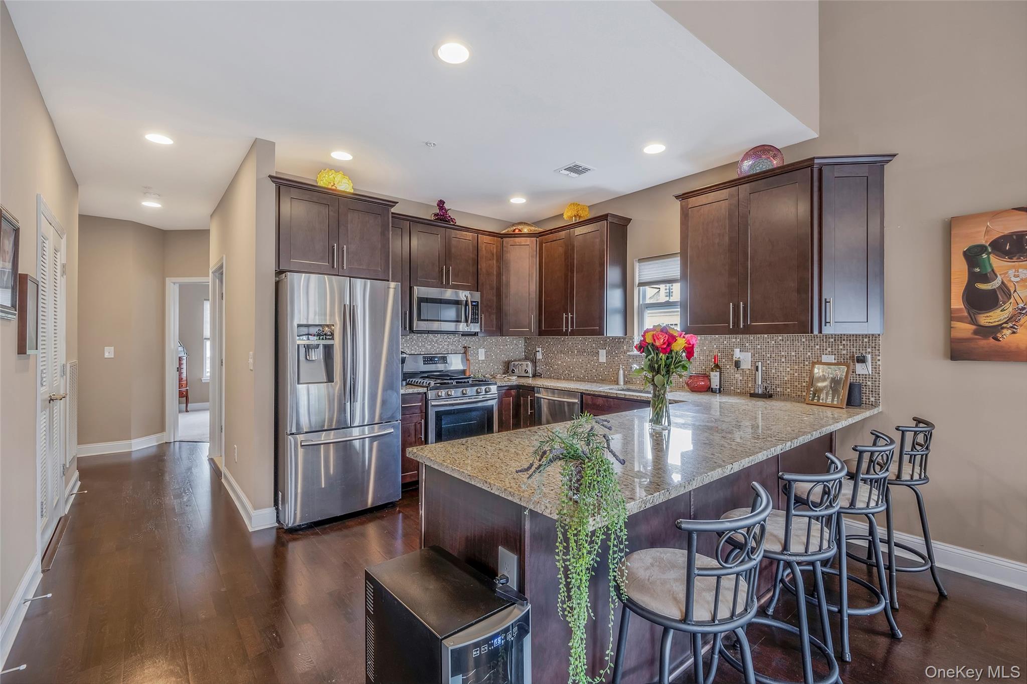 #14 photo, 135 Rosebud Court, サフォーク郡 Patchogue , NY 11772