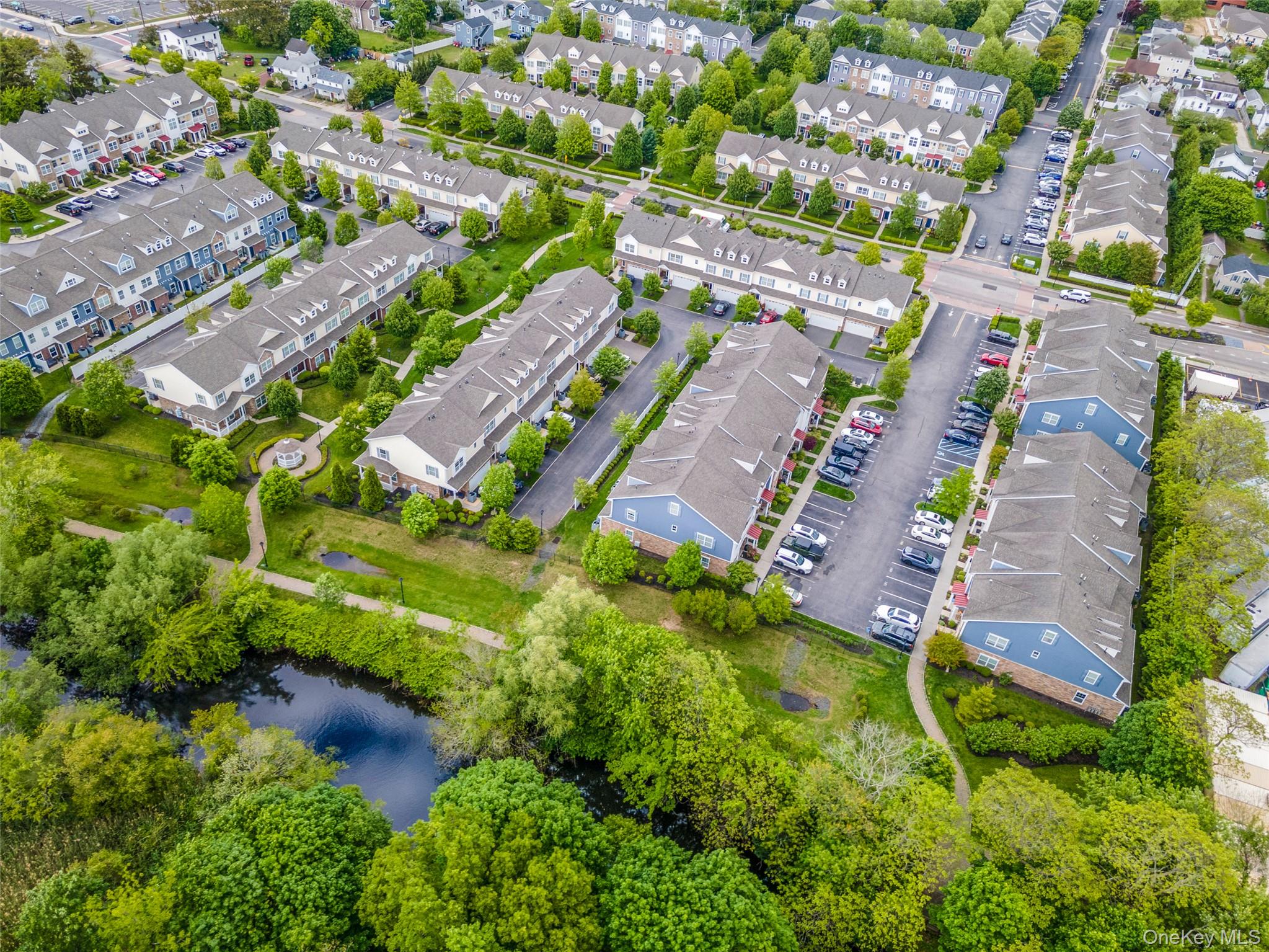 #7 photo, 135 Rosebud Court, サフォーク郡 Patchogue , NY 11772