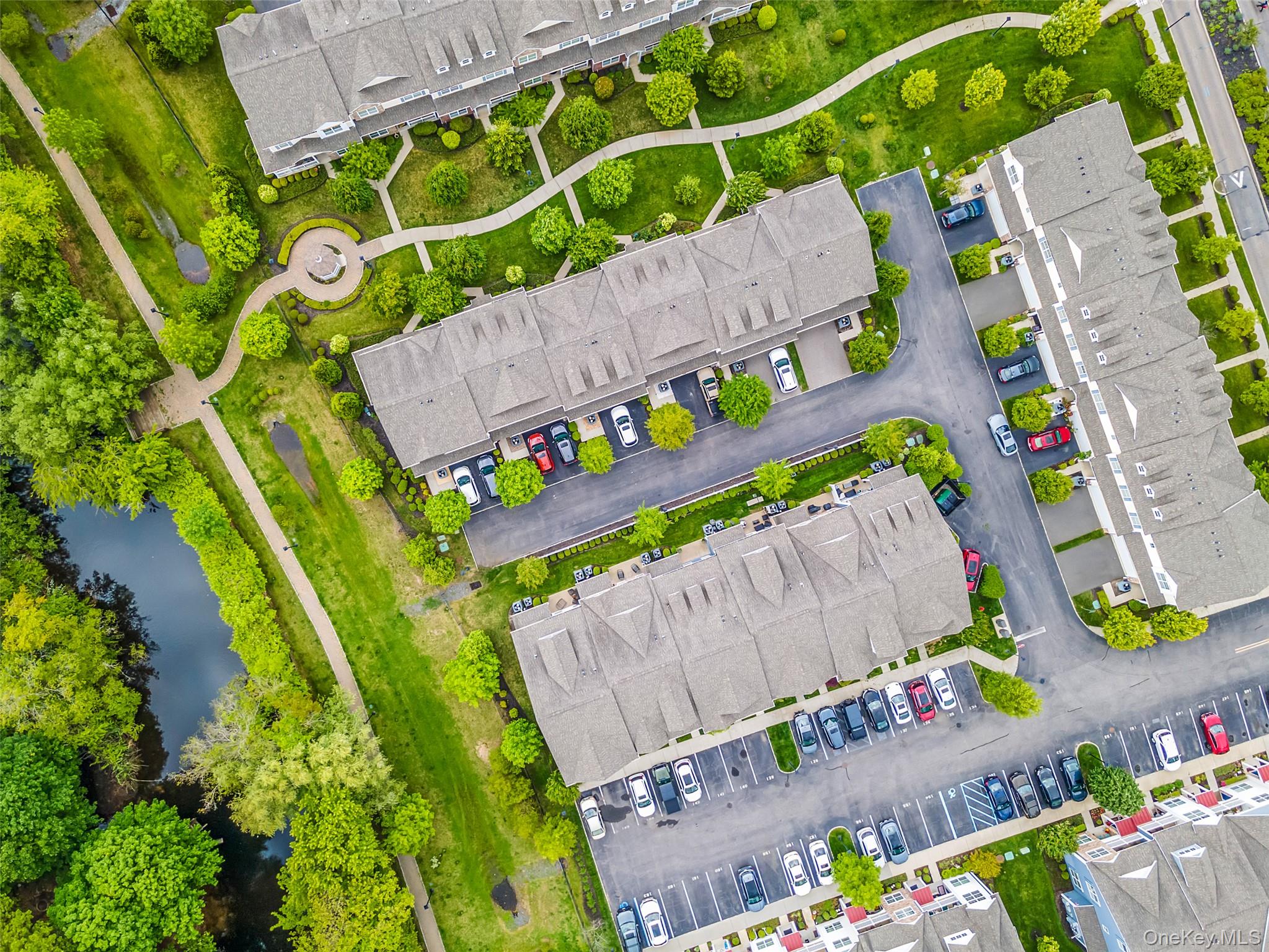 #9 photo, 135 Rosebud Court, サフォーク郡 Patchogue , NY 11772