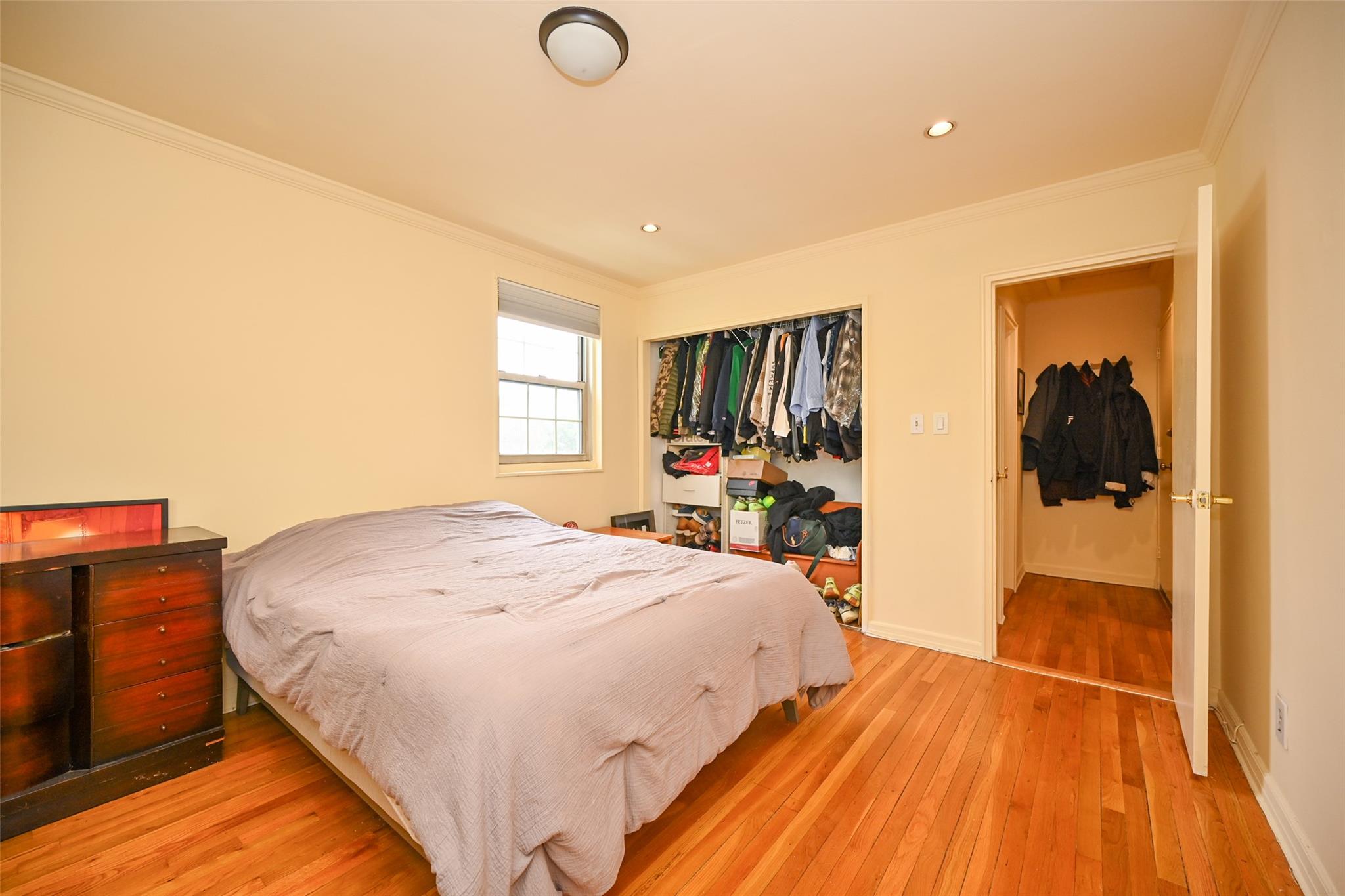 #9 photo, 69-27 210 Street, كوينز Oakland Gardens , NY 11364