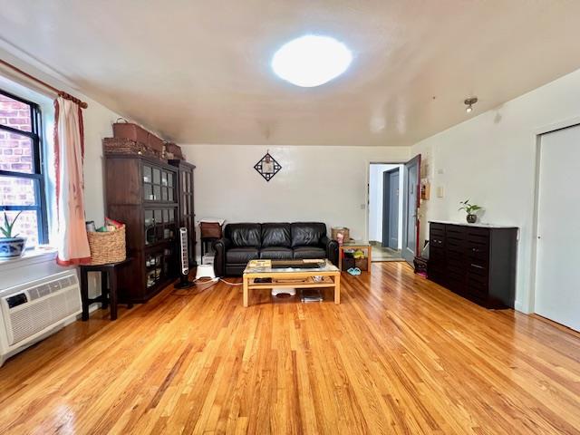 #17 photo, 215-19 48 Avenue, クイーンズ区 Bayside , NY 11364