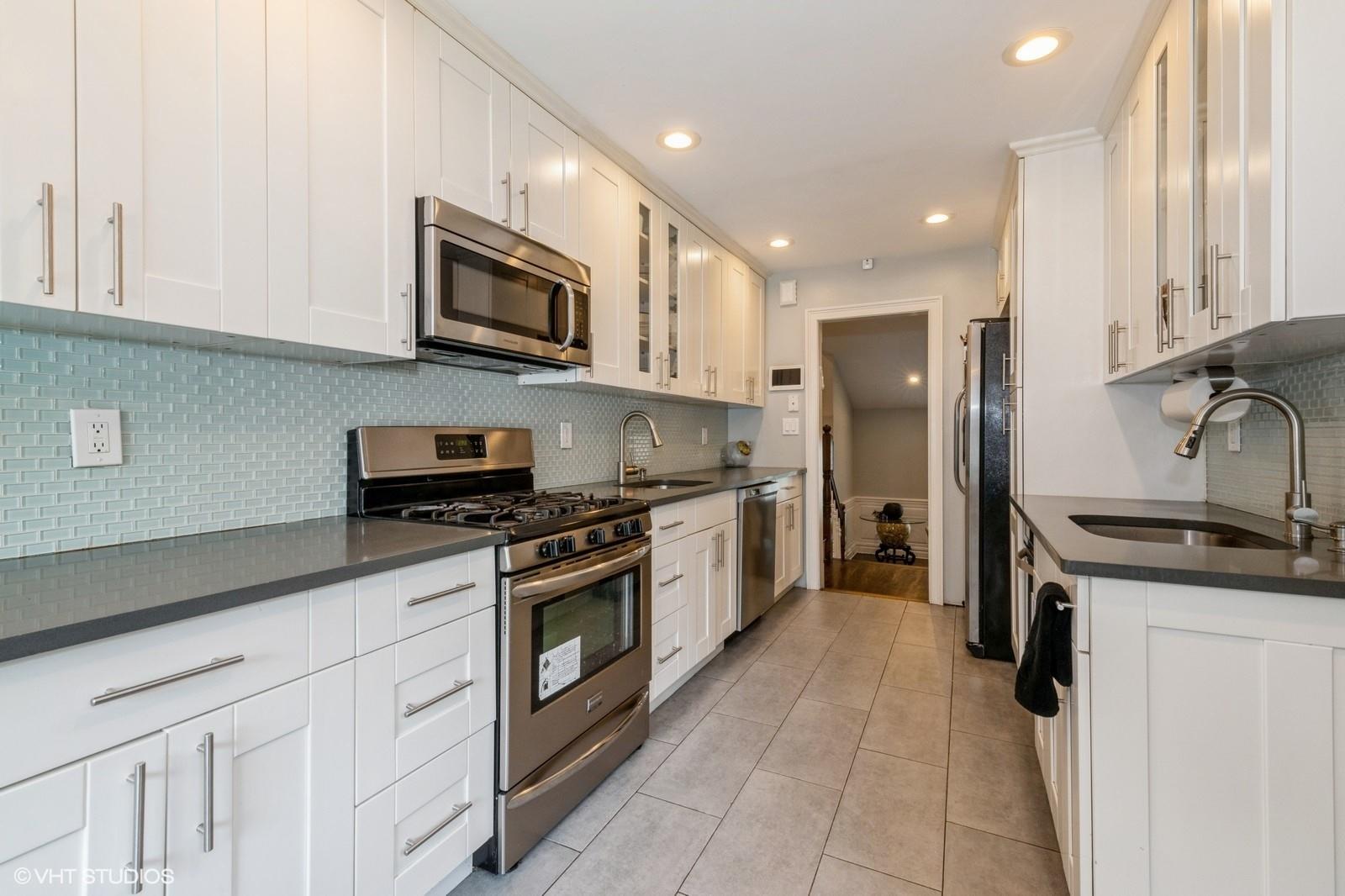 #14 photo, 756 Dumont Place, ナッソー郡 North Woodmere , NY 11581