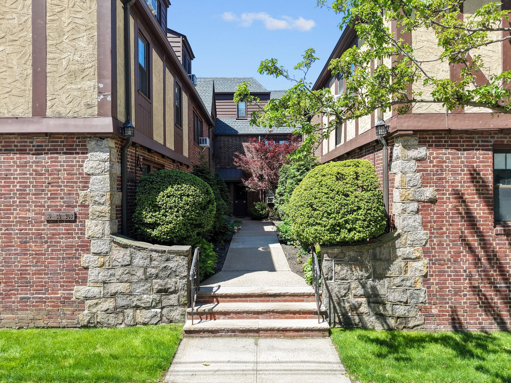 #1 photo, 40-40 203rd Street, 皇后區 貝塞 Bayside , NY 11361