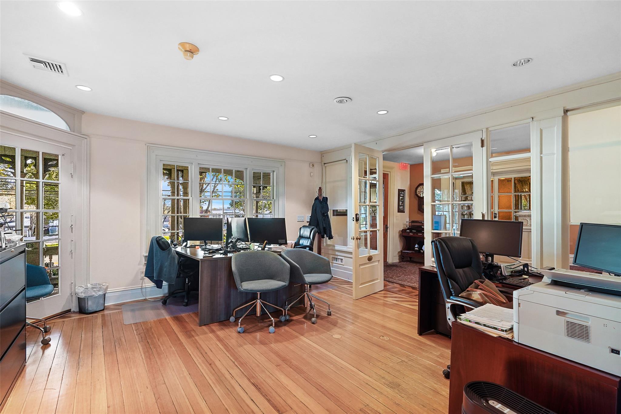 #11 photo, 413-415 Bedford Road, Pleasantville , NY 10570