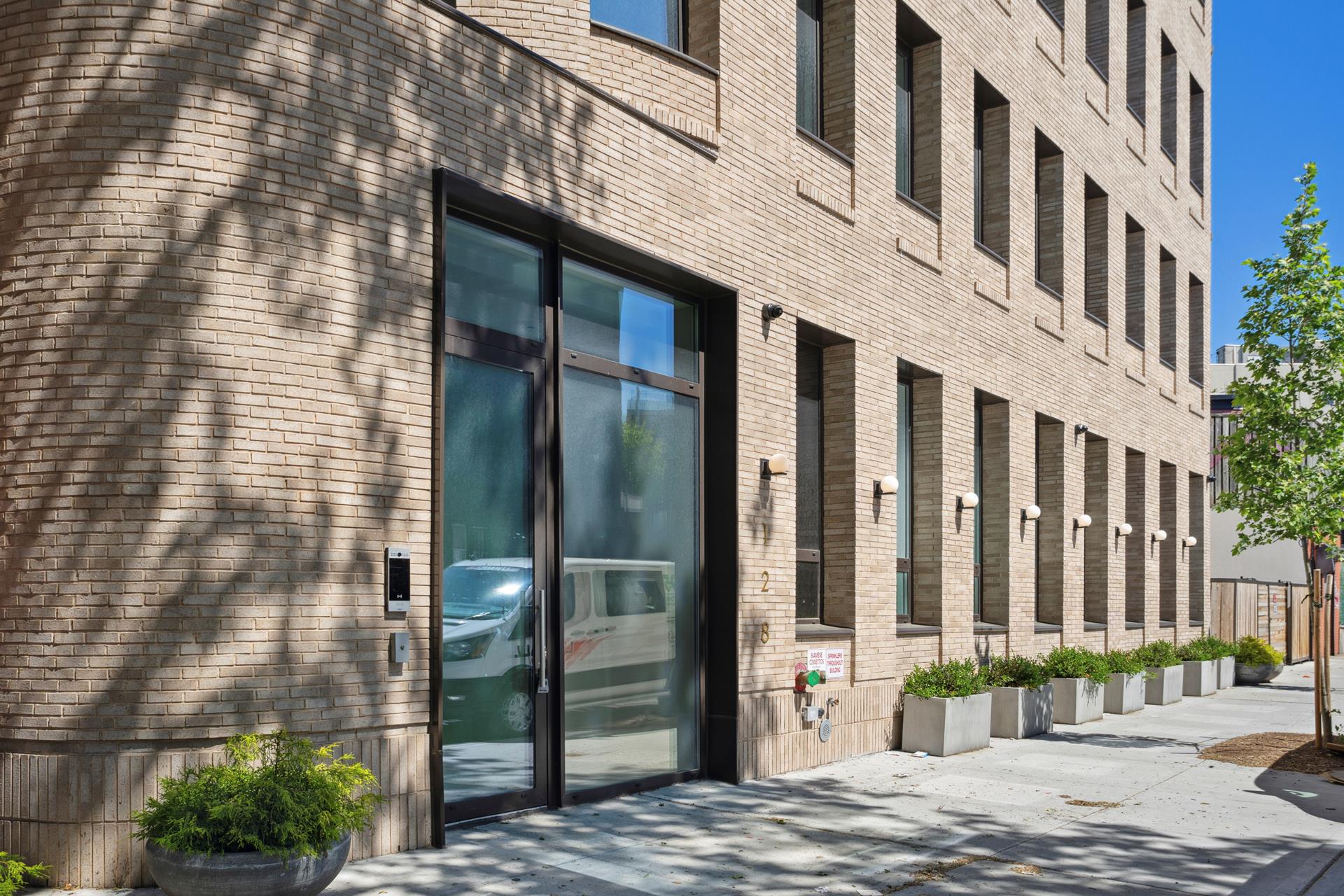 #13 photo, 128 WOODPOINT Road, Williamsburg,North , NY 11211