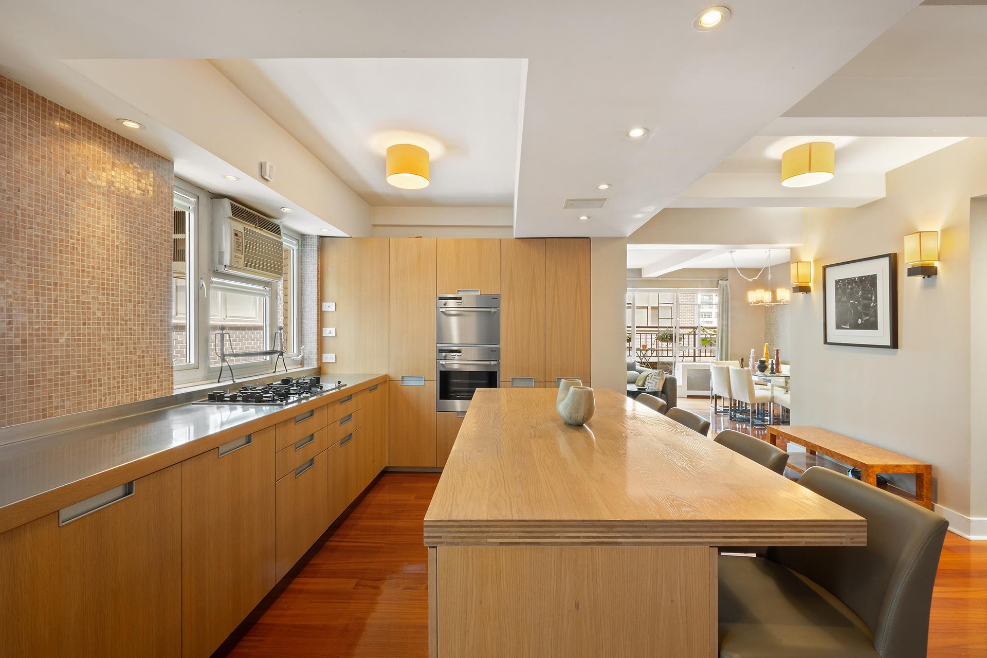 #7 photo, 45 W 54TH Street, マンハッタン Midtown , NY 10019