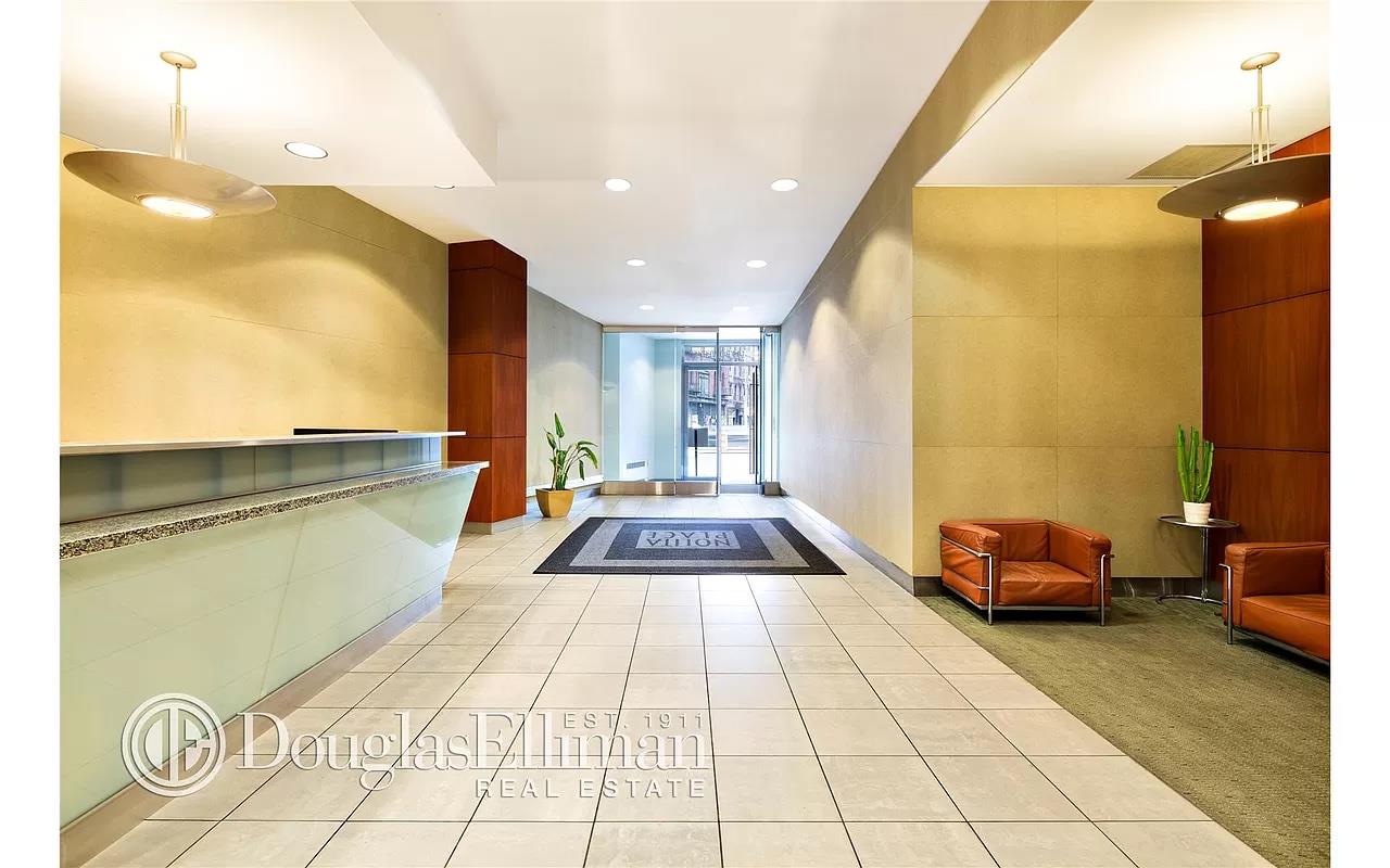 #12 photo, 199 BOWERY, マンハッタン Lower East Side , NY 10002