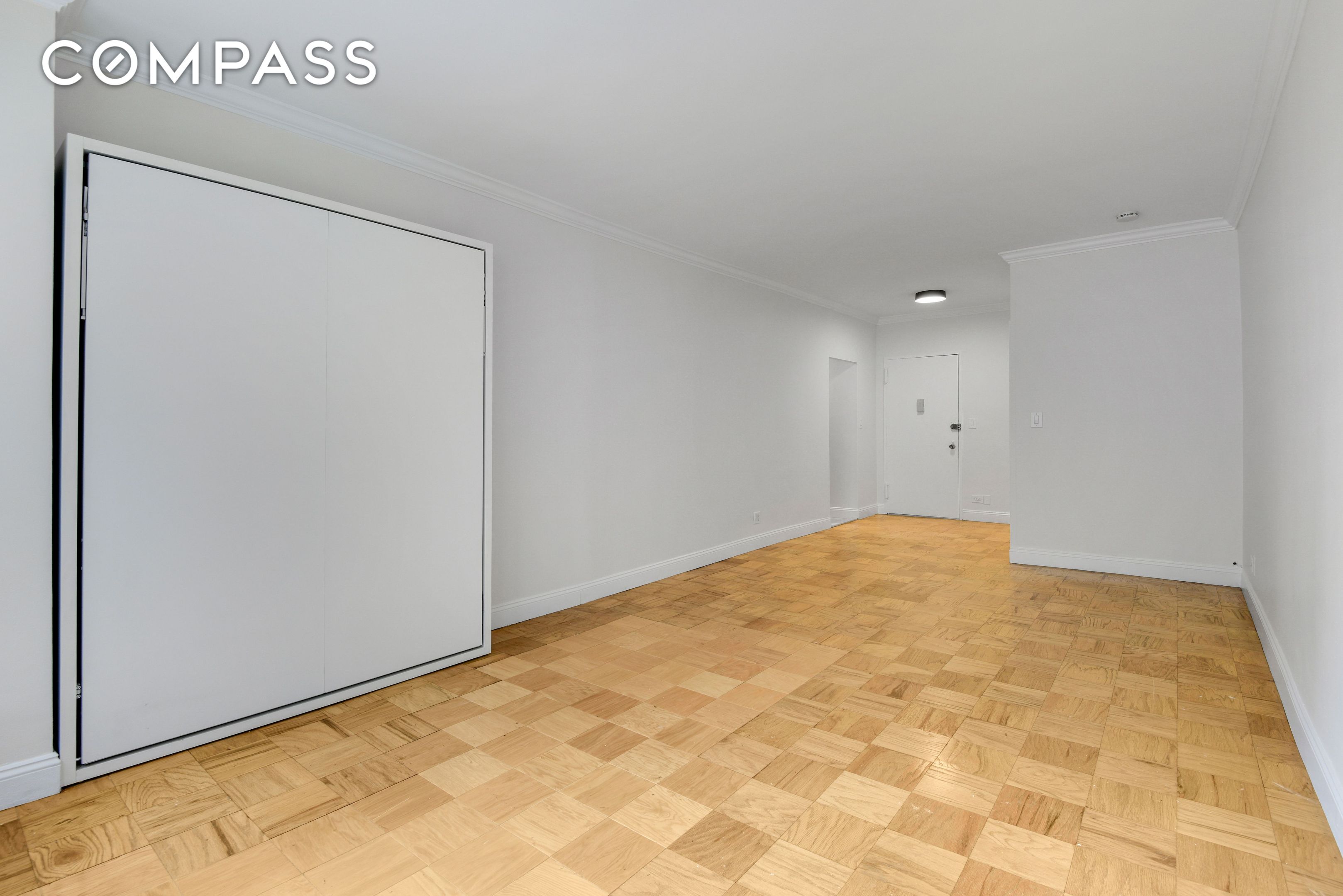 #7 photo, 305 E 40th Street, マンハッタン Murray Hill , NY 10016