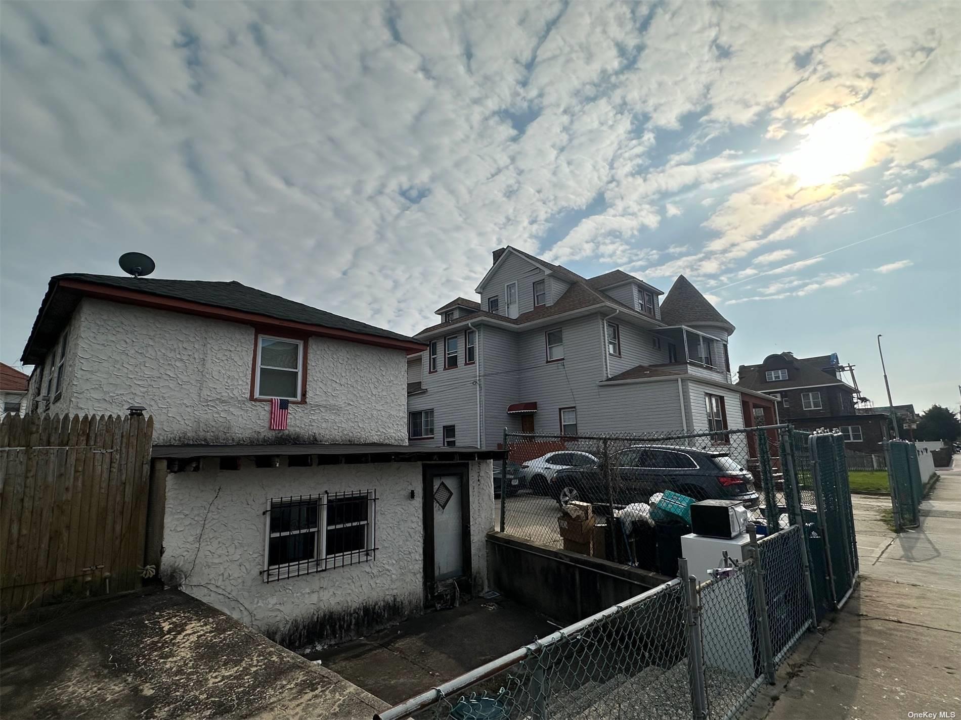 #3 photo, 3815 Sea Gate Avenue, ブルックリン区 Brooklyn , NY 11224