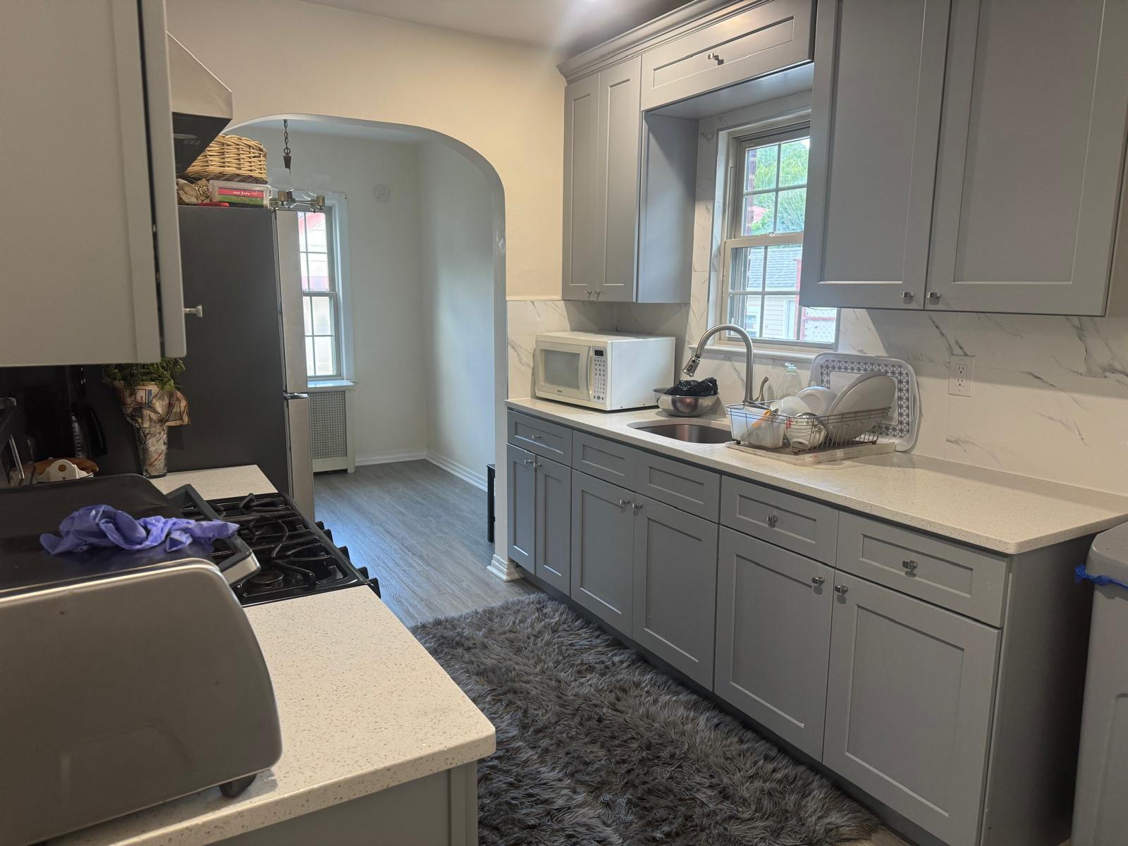 #16 photo, 8023 247th Street, クイーンズ区 Bellerose , NY 11426