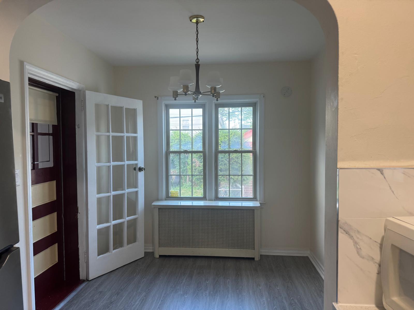 #9 photo, 8023 247th Street, クイーンズ区 Bellerose , NY 11426