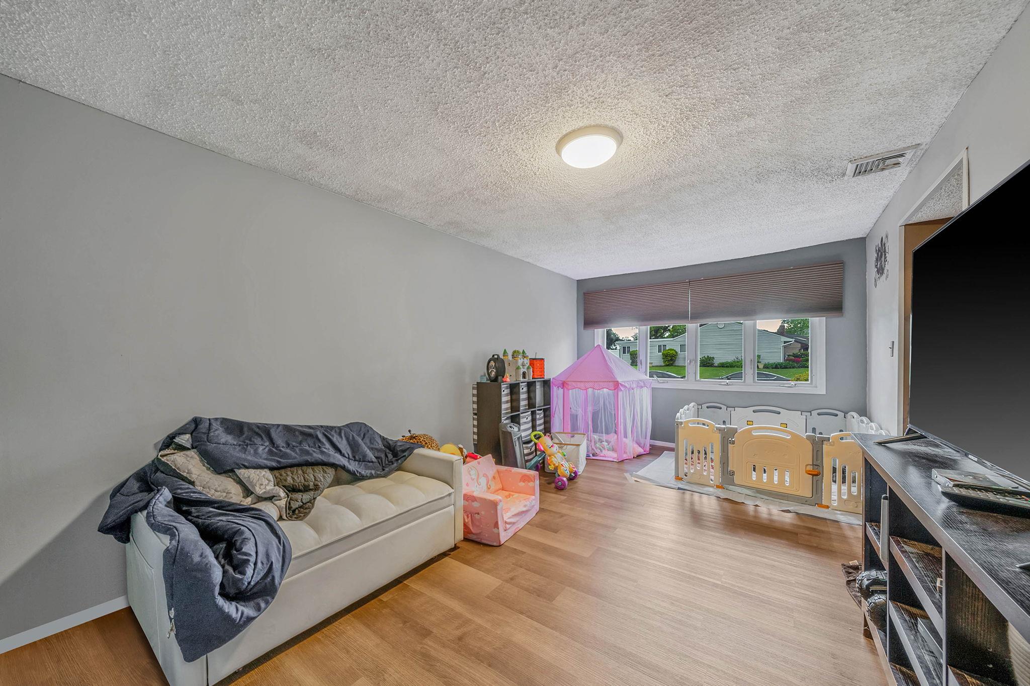 #17 photo, 25 Biscayne Drive, 東長島 Selden , NY 11784