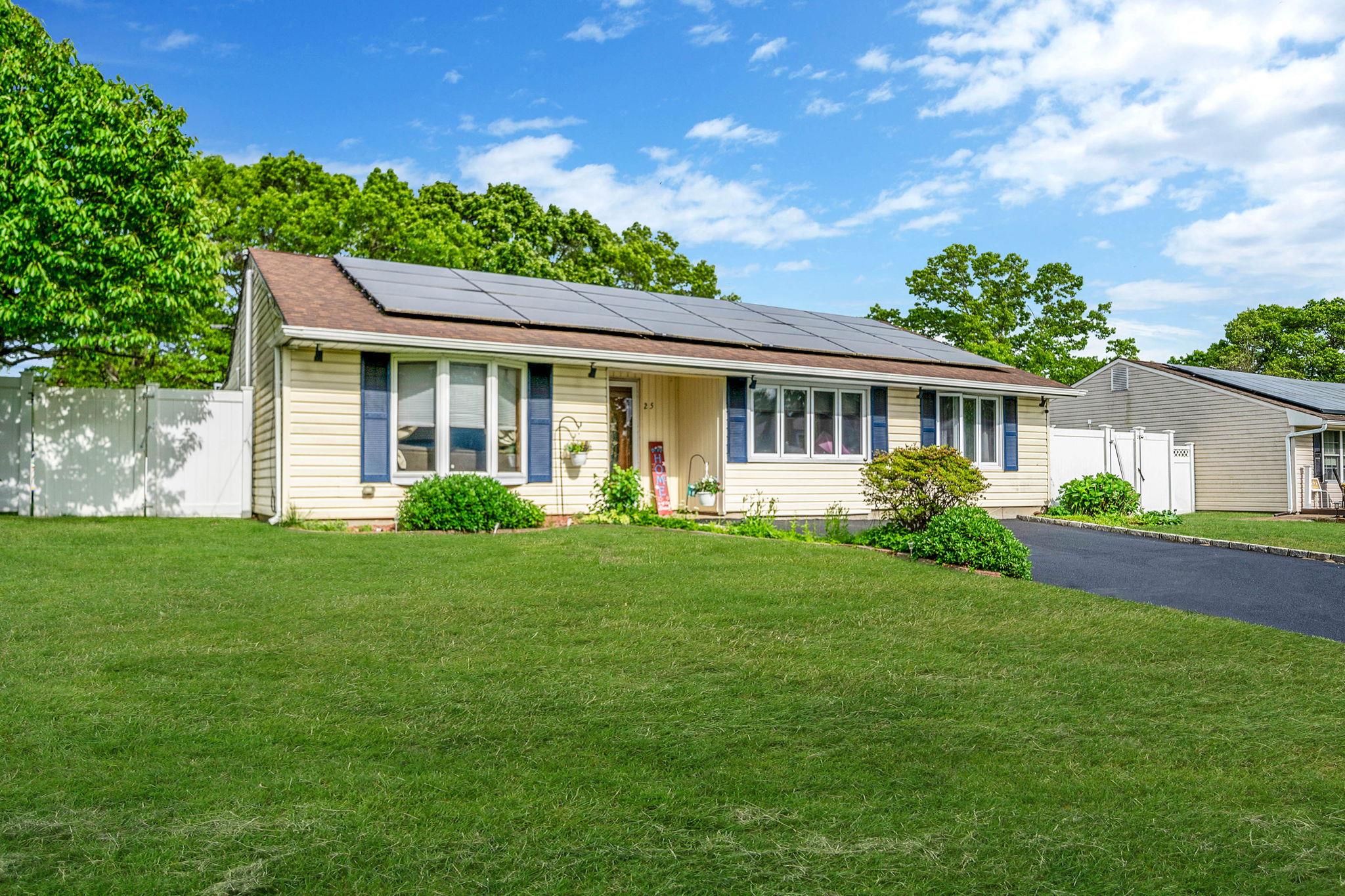 #2 photo, 25 Biscayne Drive, 東長島 Selden , NY 11784