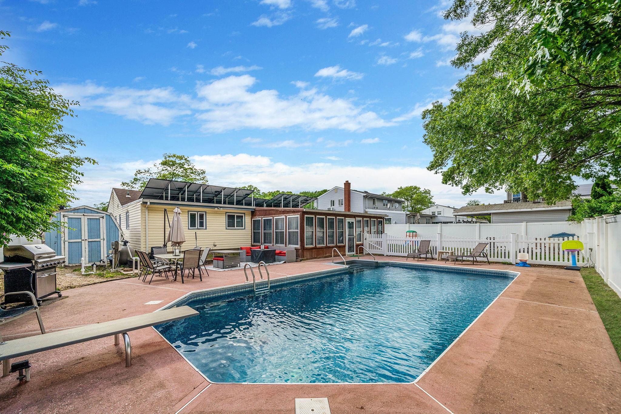 #3 photo, 25 Biscayne Drive, 東長島 Selden , NY 11784