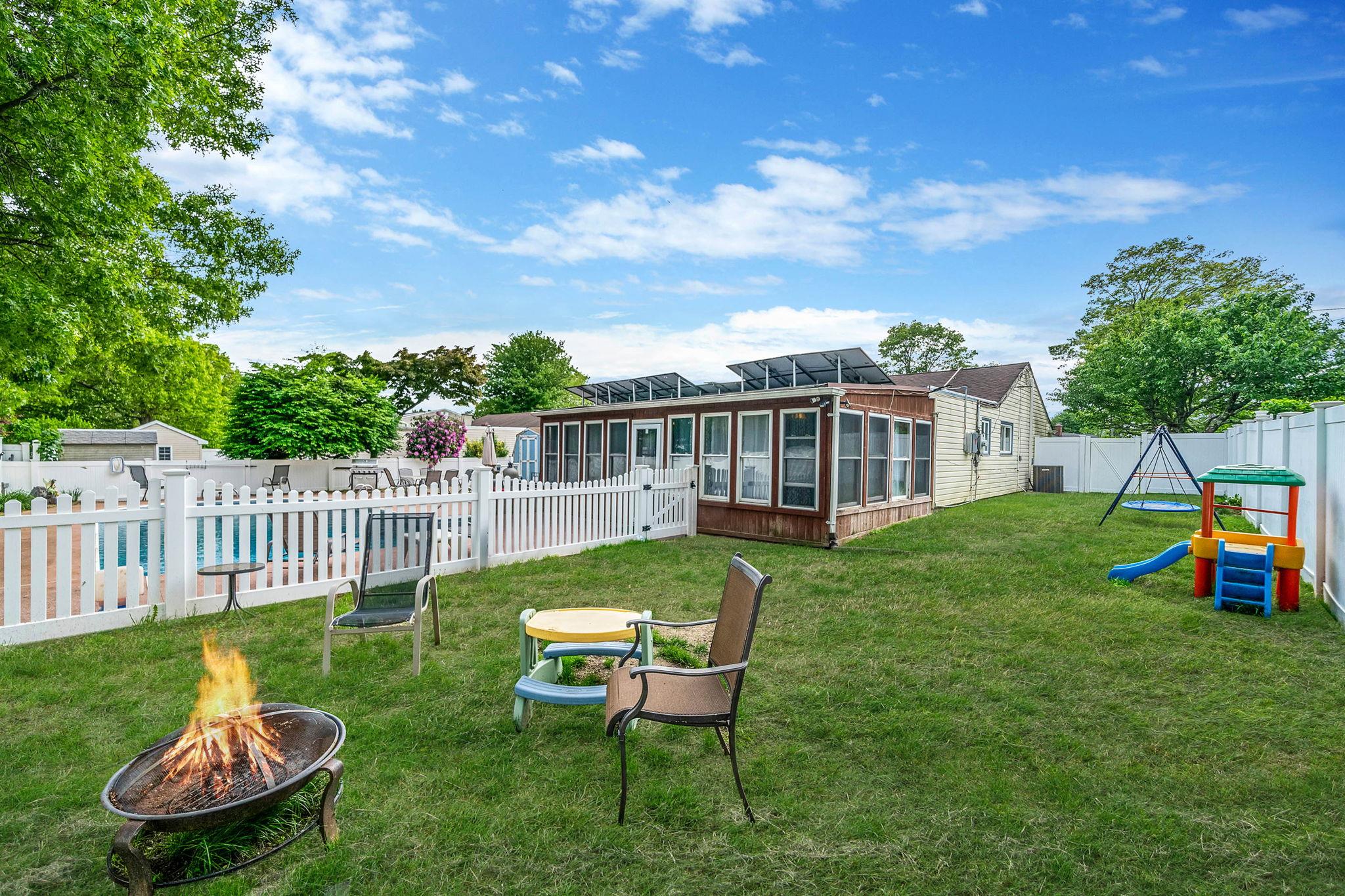 #7 photo, 25 Biscayne Drive, 東長島 Selden , NY 11784