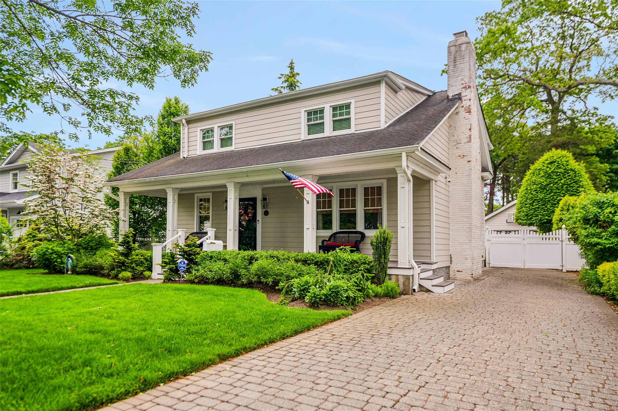 #1 photo, 70 Loines Avenue, ناسو Merrick , NY 11566