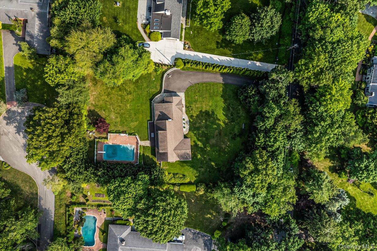 #3 photo, 130 Sands Point Road, Sands Point , NY 11050