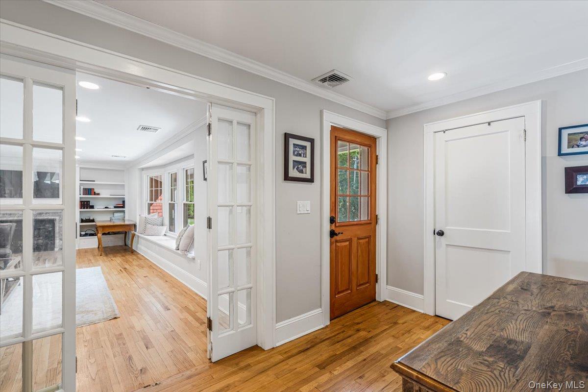 #6 photo, 130 Sands Point Road, Sands Point , NY 11050